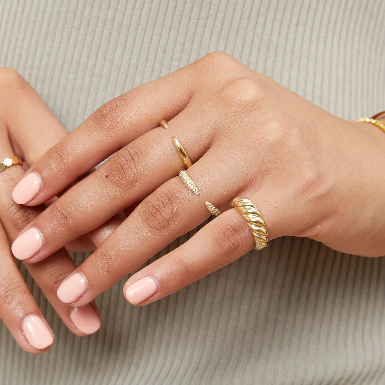 Diamond Claw Ring sold by Baby Gold product image thumbnail 5