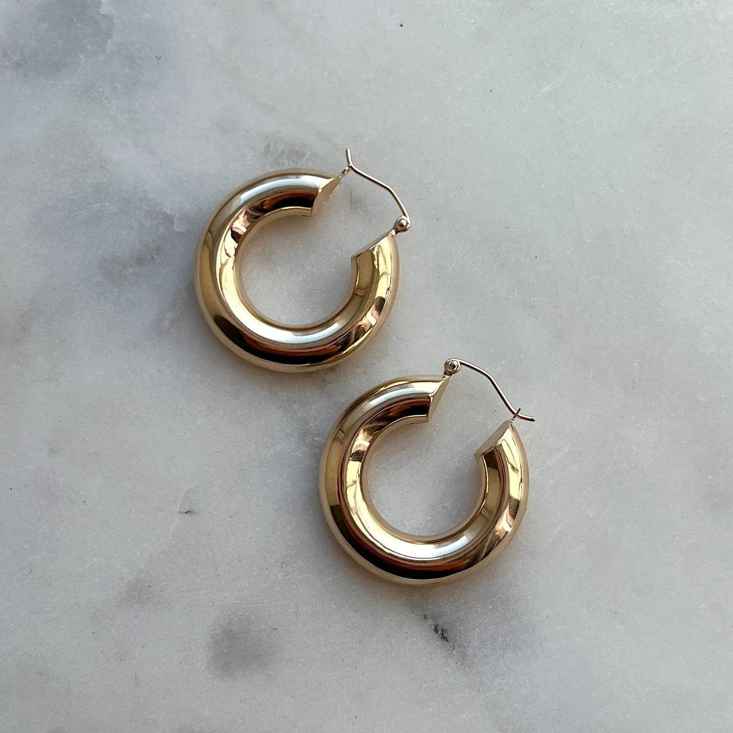 6mm Chunky Hoop Earrings sold by Baby Gold product image thumbnail 2