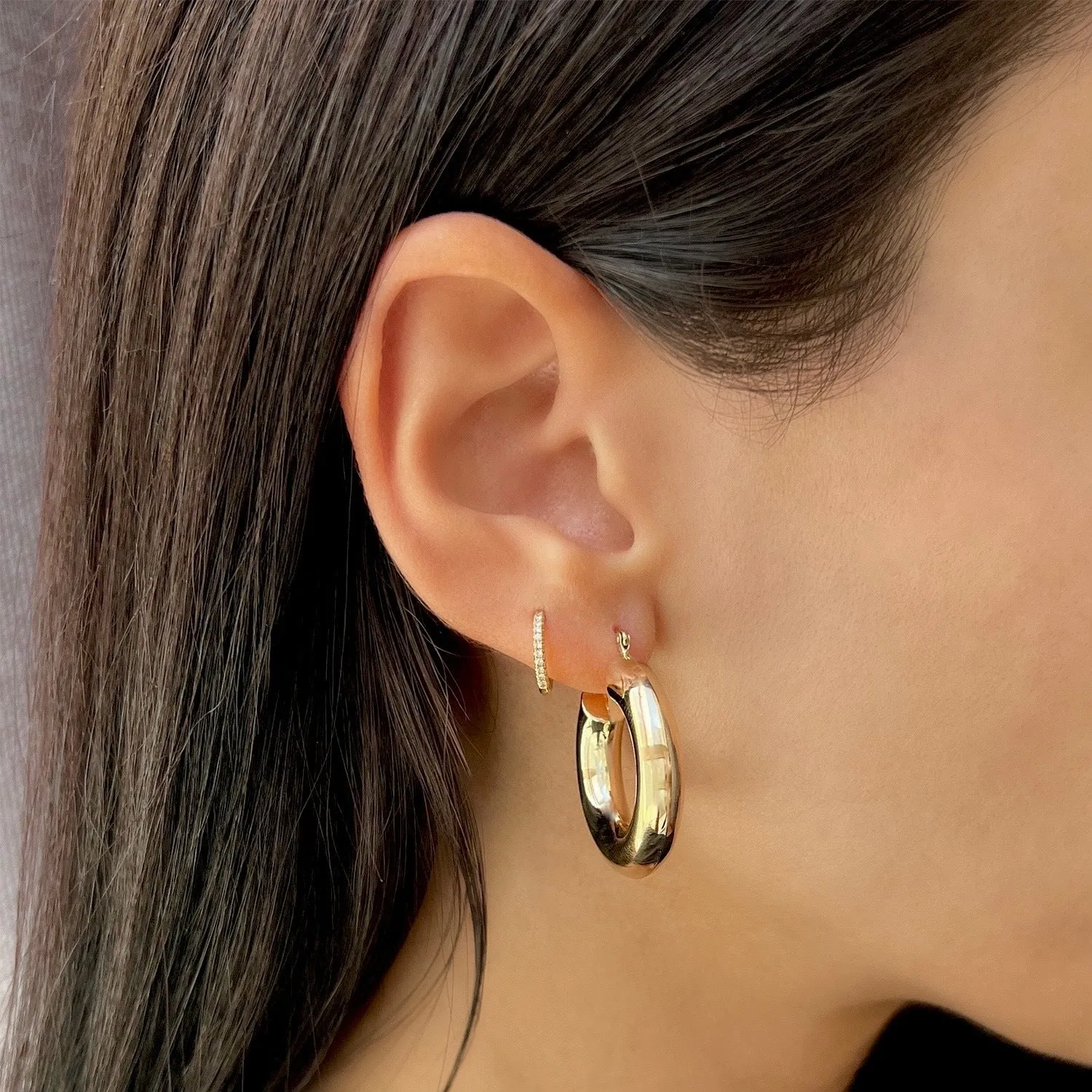 6mm Chunky Hoop Earrings sold by Baby Gold product image thumbnail 4