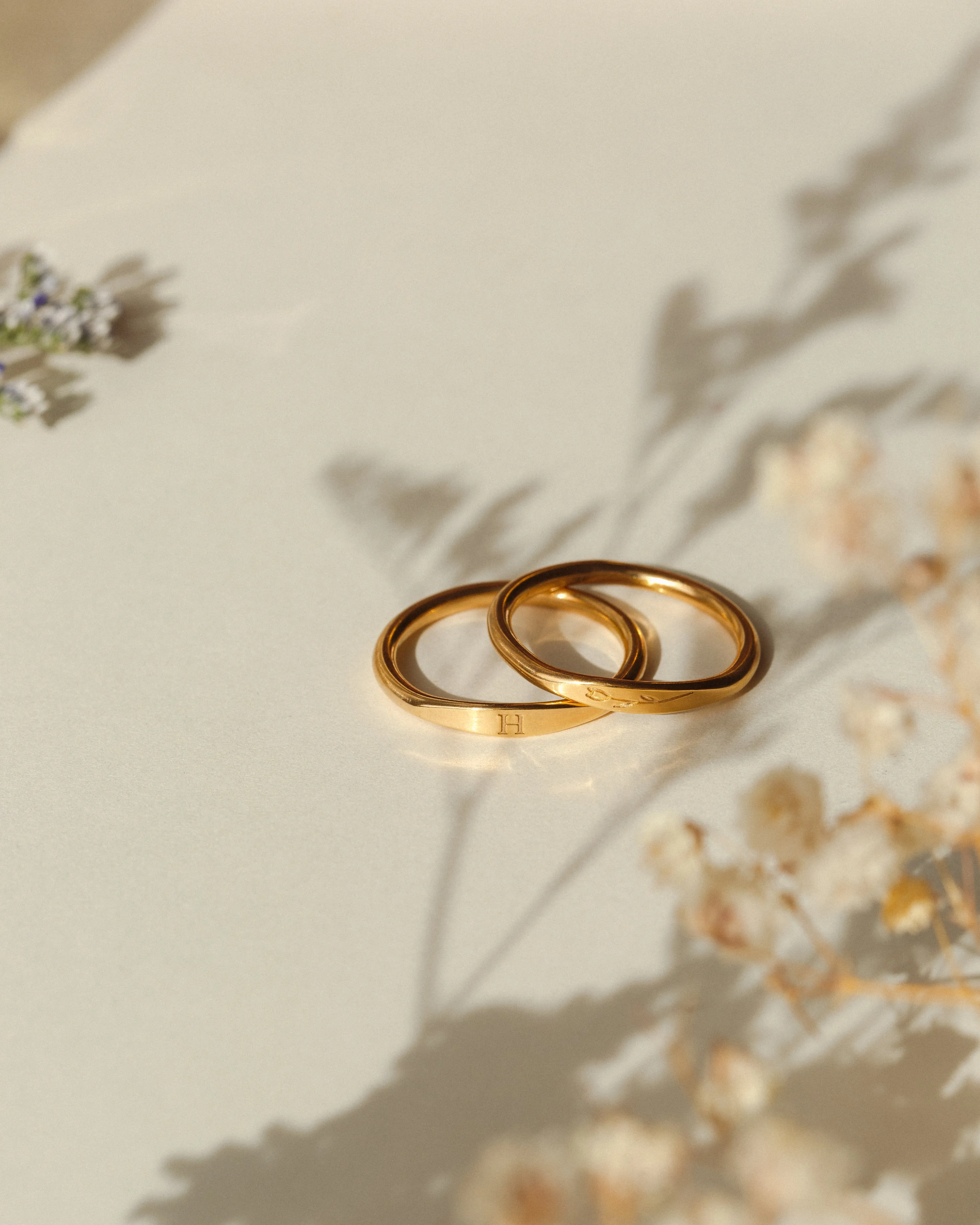 Floral Slim Signet sold by GLDN product image thumbnail 5