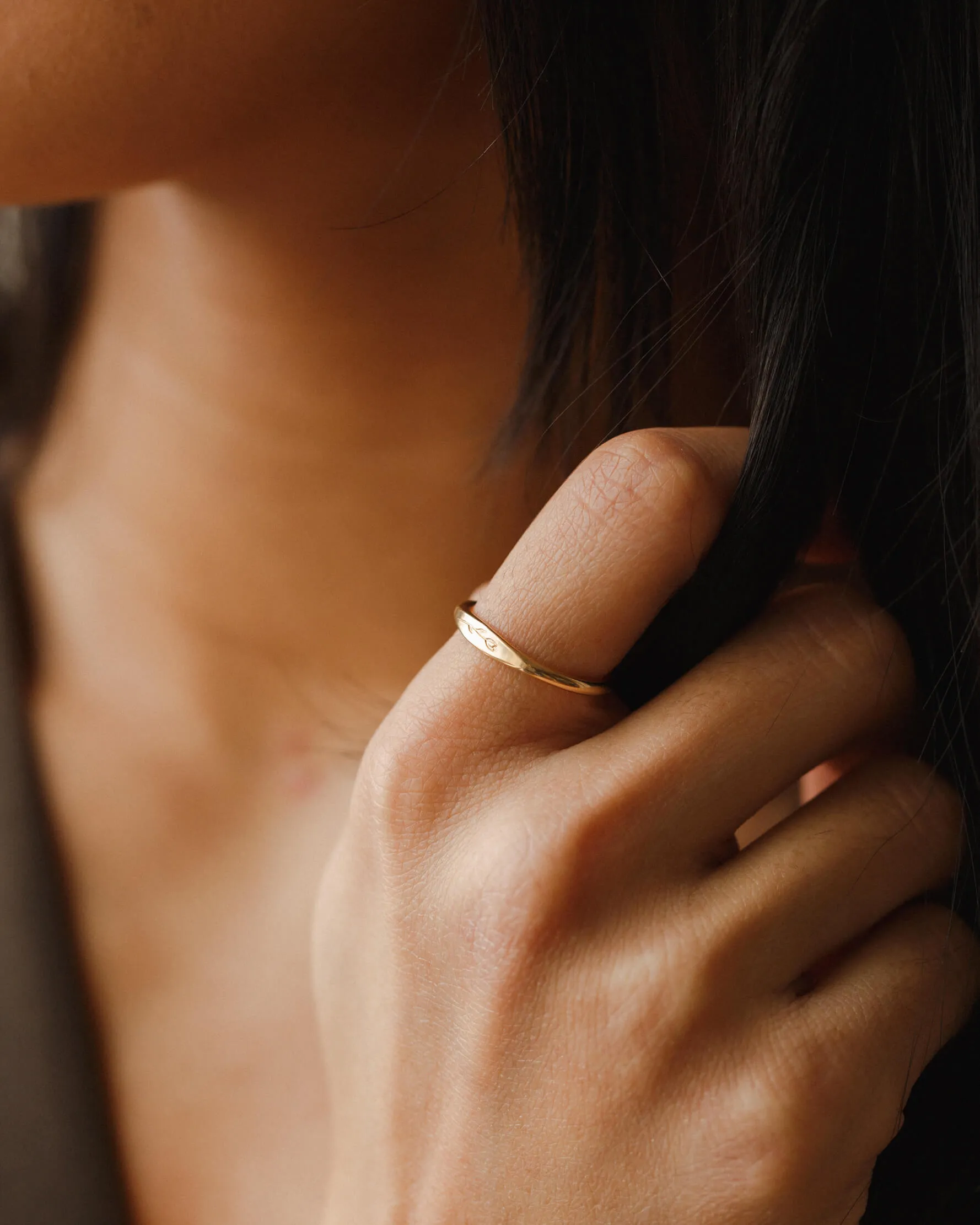 Floral Slim Signet sold by GLDN product image thumbnail 3