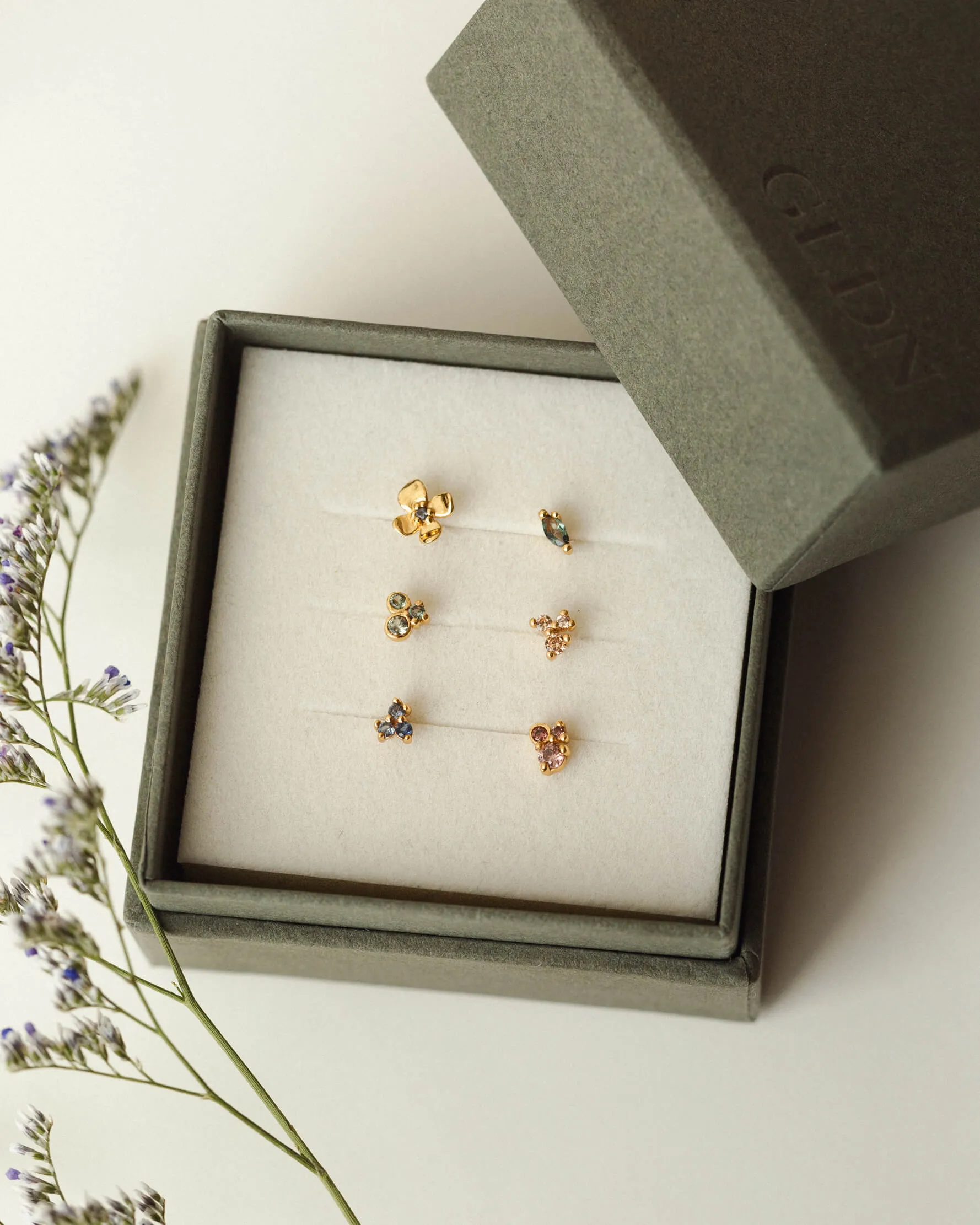 Poet's Palette Stud Set sold by GLDN product image thumbnail 3