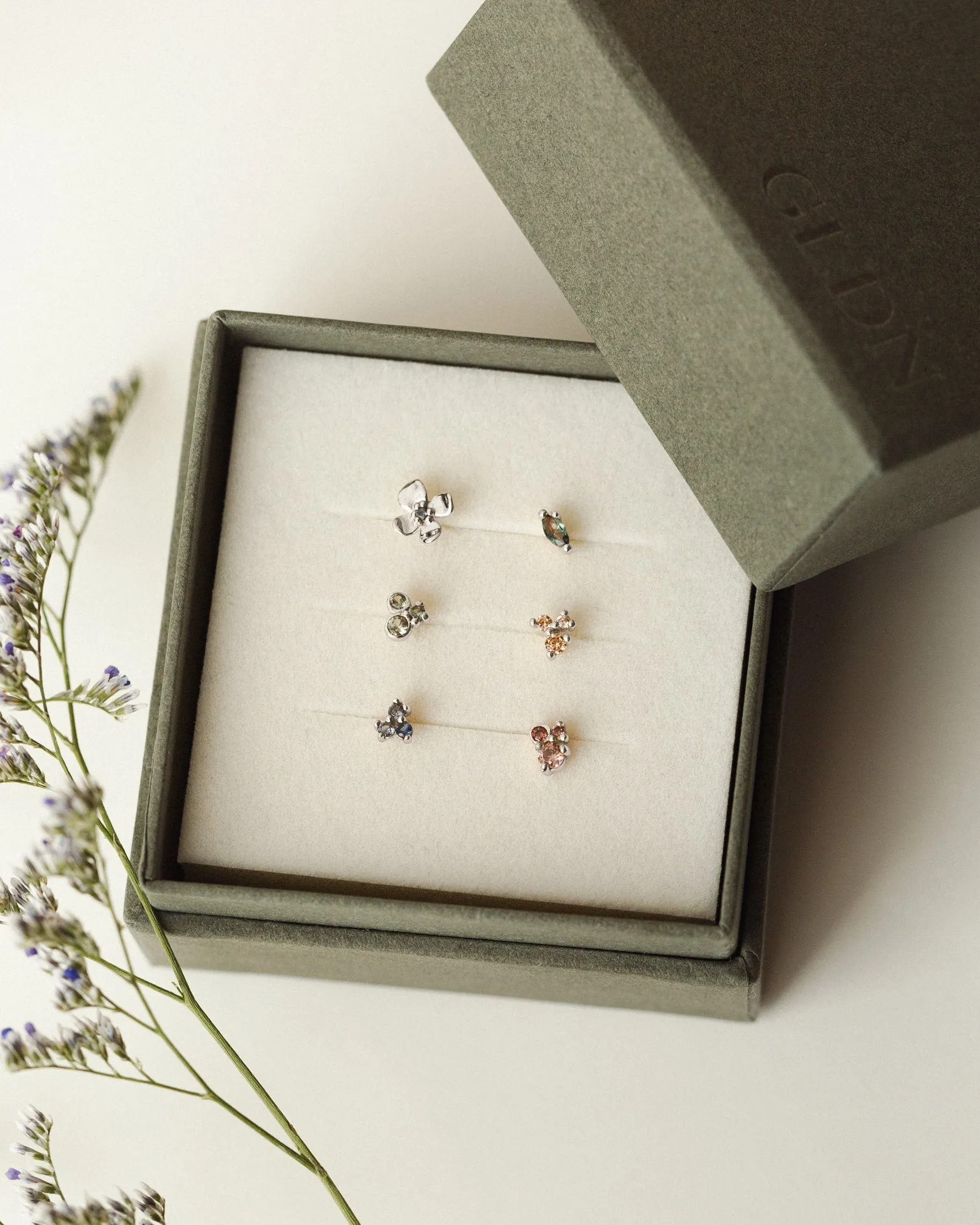 Poet's Palette Stud Set sold by GLDN product image thumbnail 4