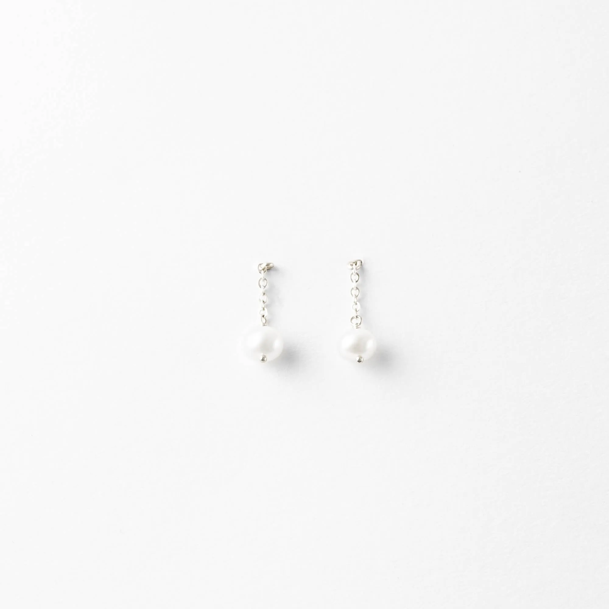 Dara Earrings sold by GLDN product image thumbnail 2