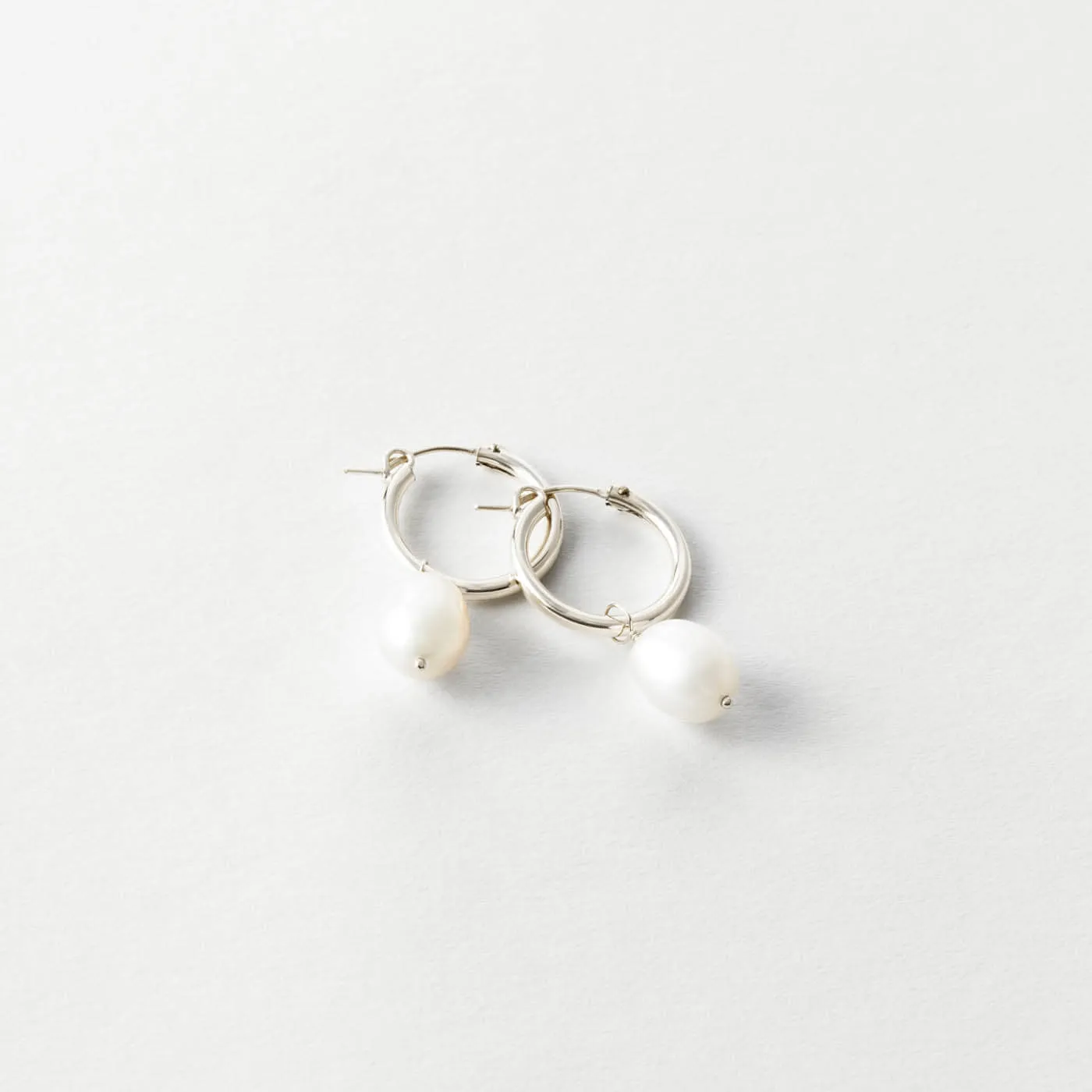 Kana Earrings sold by GLDN product image thumbnail 2