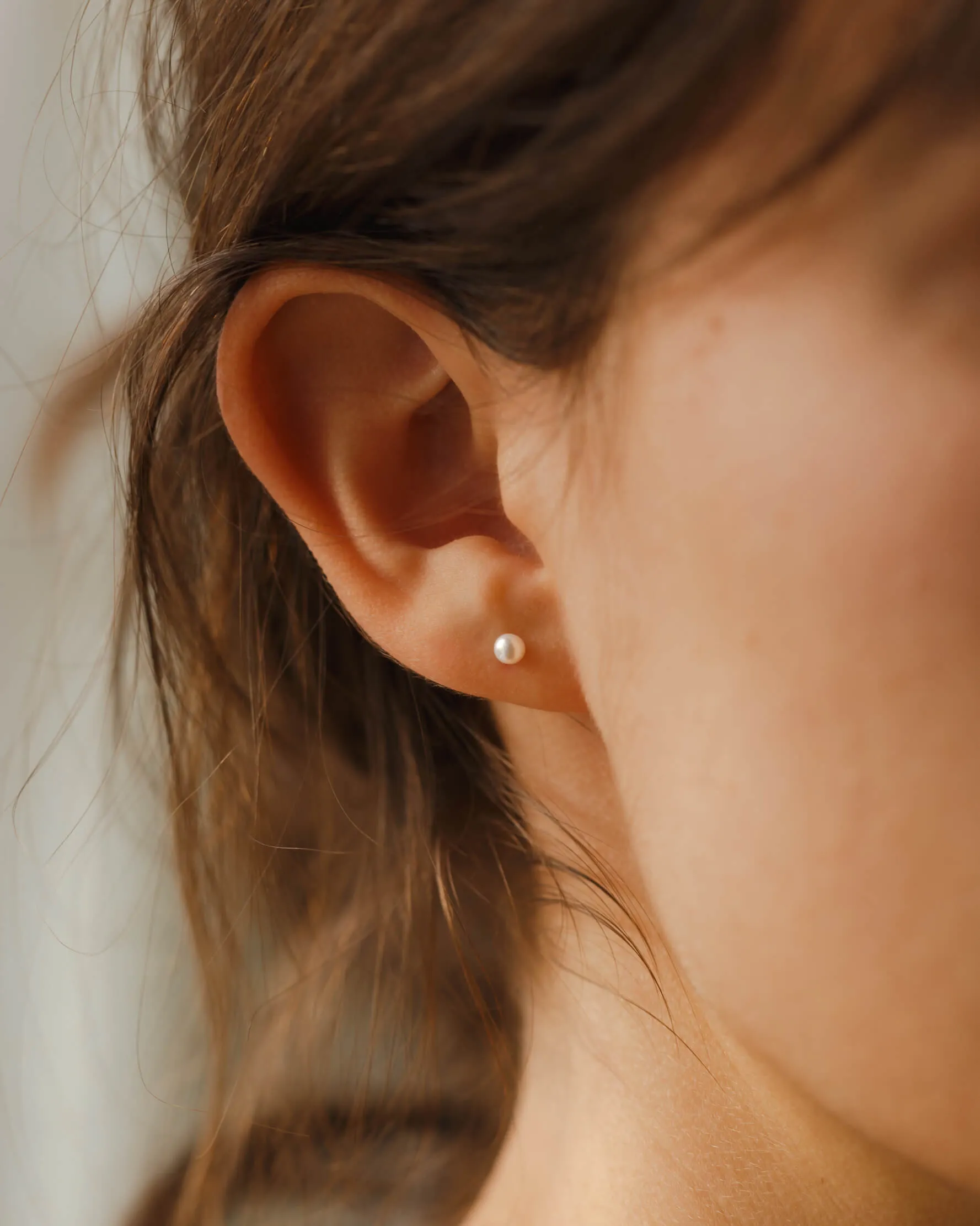 Solid Gold Essential Pearl Set sold by GLDN product image thumbnail 2