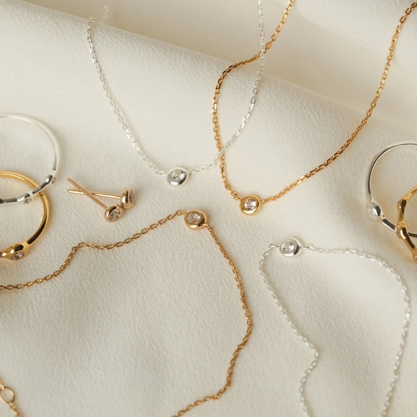 Gaia White Sapphire Solitaire Necklace sold by GLDN product image thumbnail 5