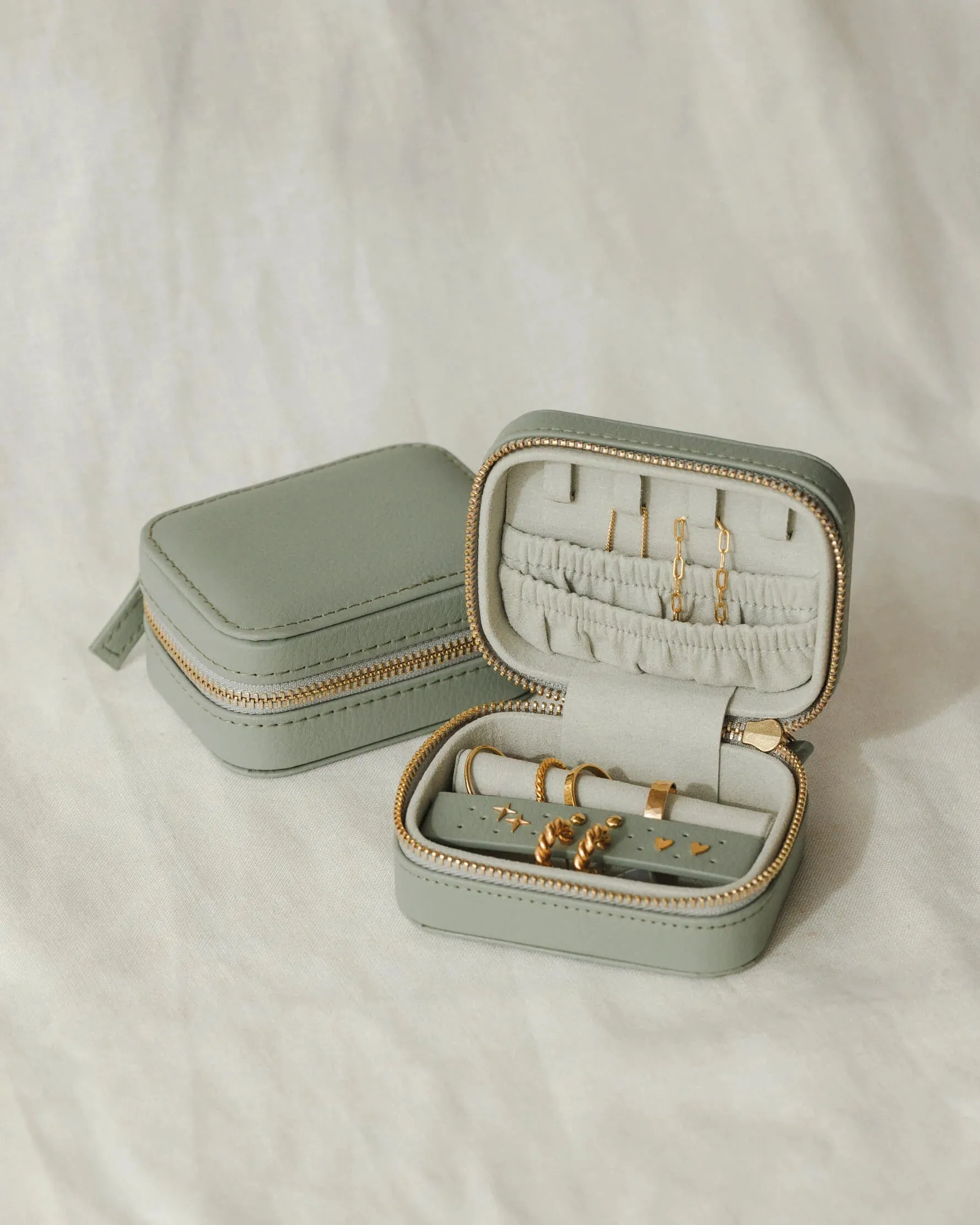 Sidekick Jewelry Case (Free over $150) sold by GLDN