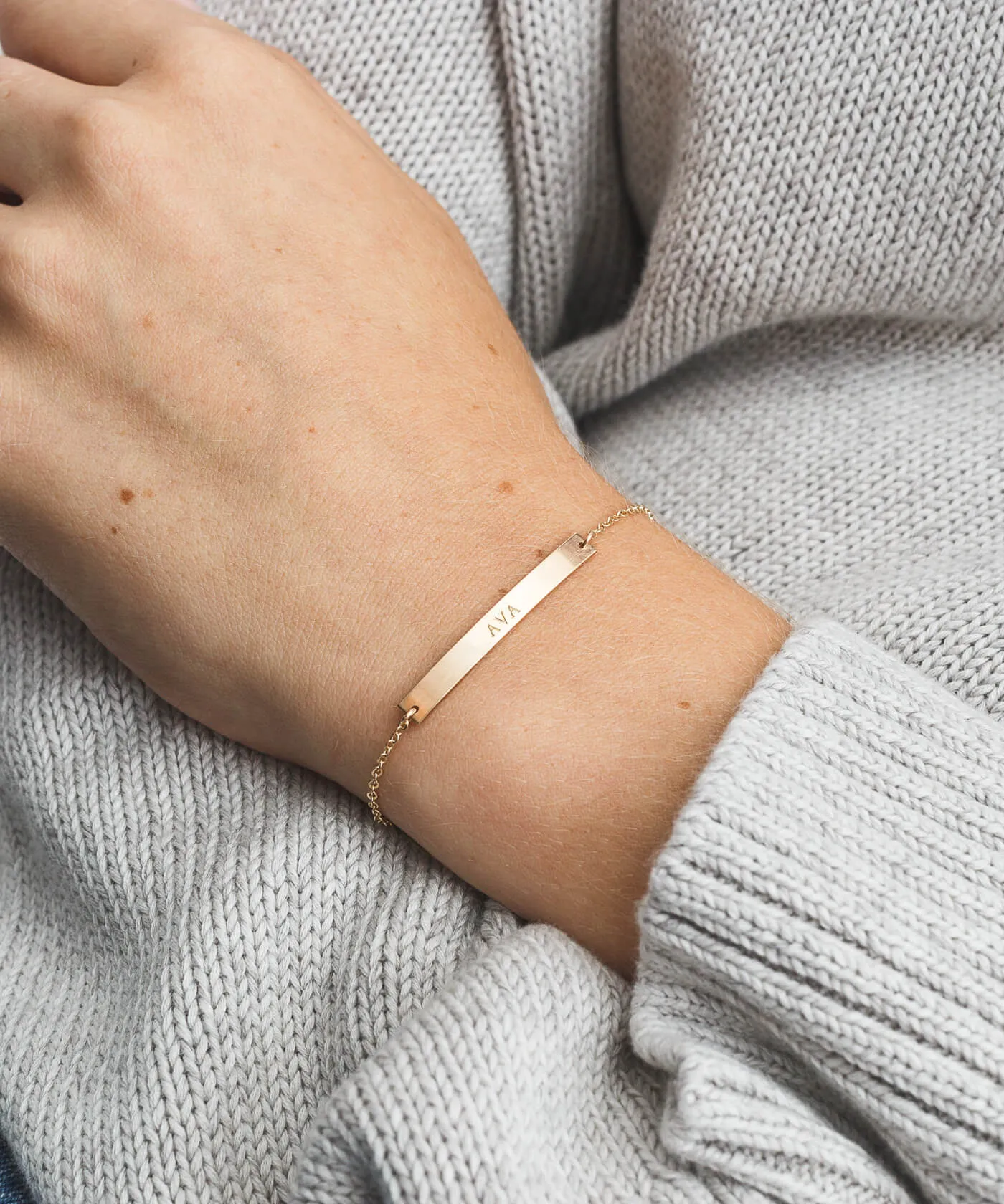 Serra Bar Bracelet sold by GLDN product image thumbnail 4
