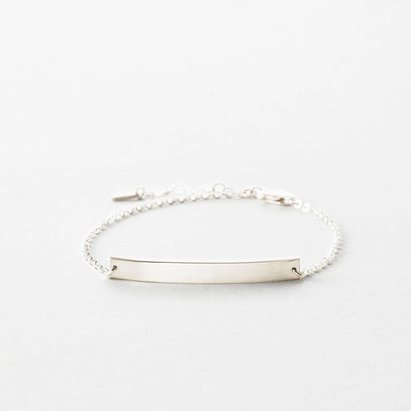 Serra Bar Bracelet sold by GLDN product image thumbnail 5