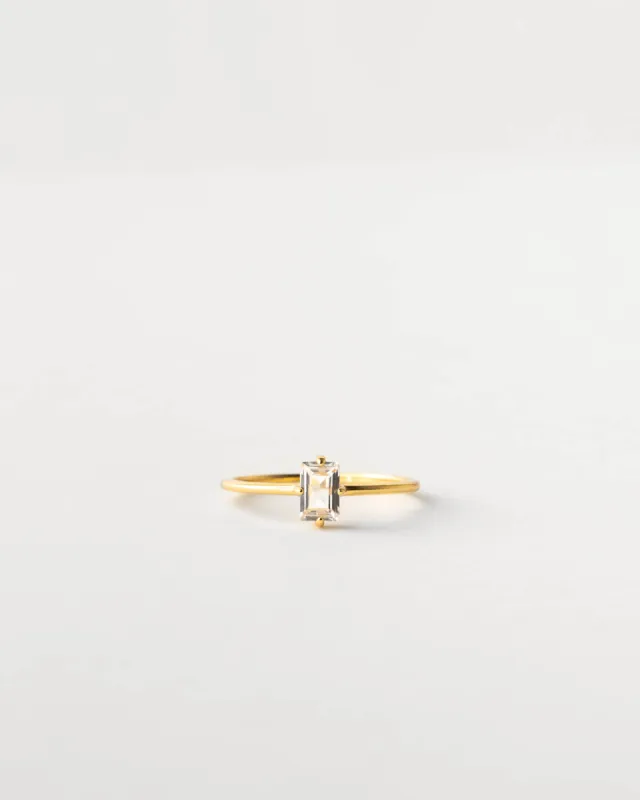 Sylvia White Sapphire Ring sold by GLDN