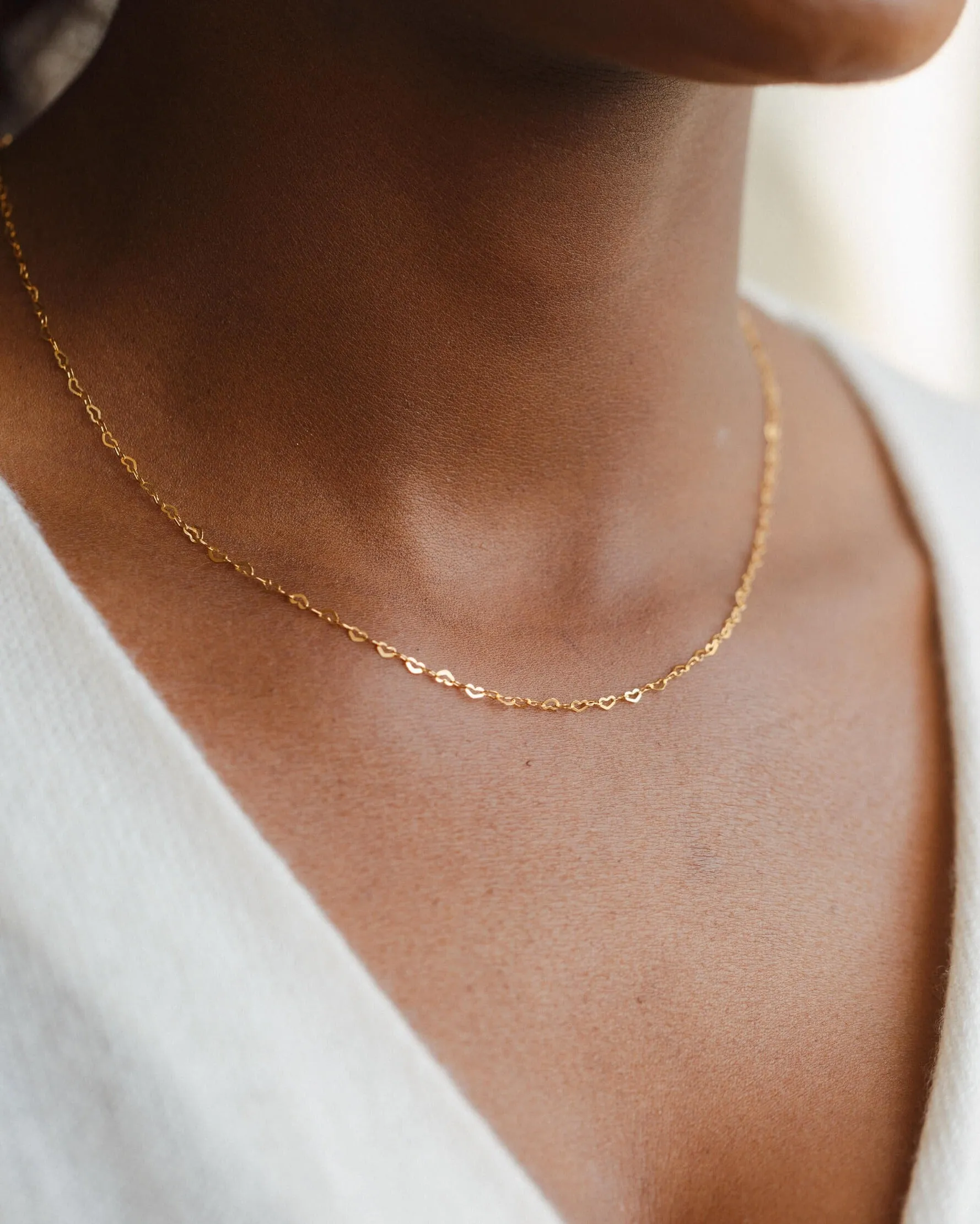 Dainty Heart Chain sold by GLDN product image thumbnail 3