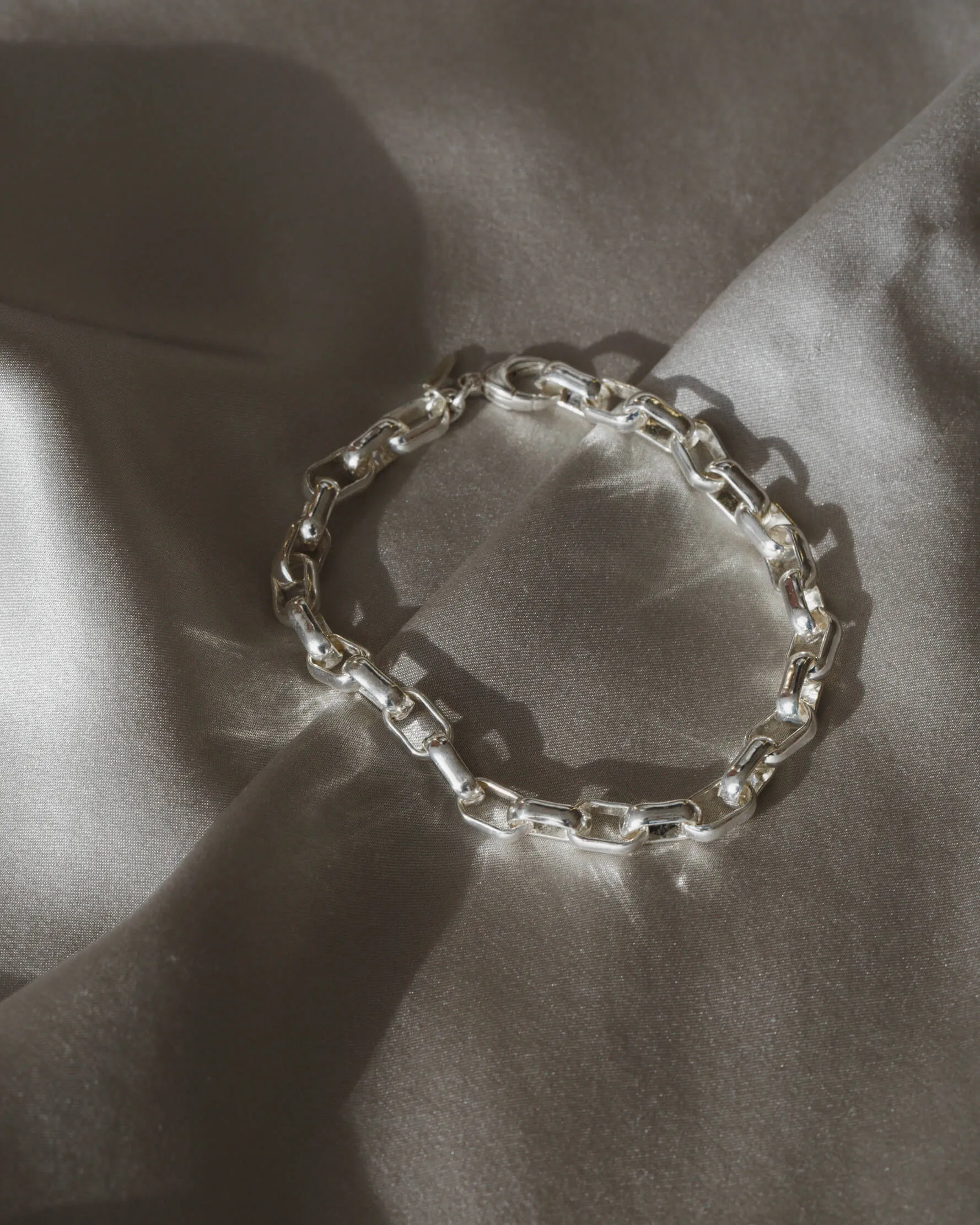 Bold Rolo Bracelet sold by GLDN product image thumbnail 3