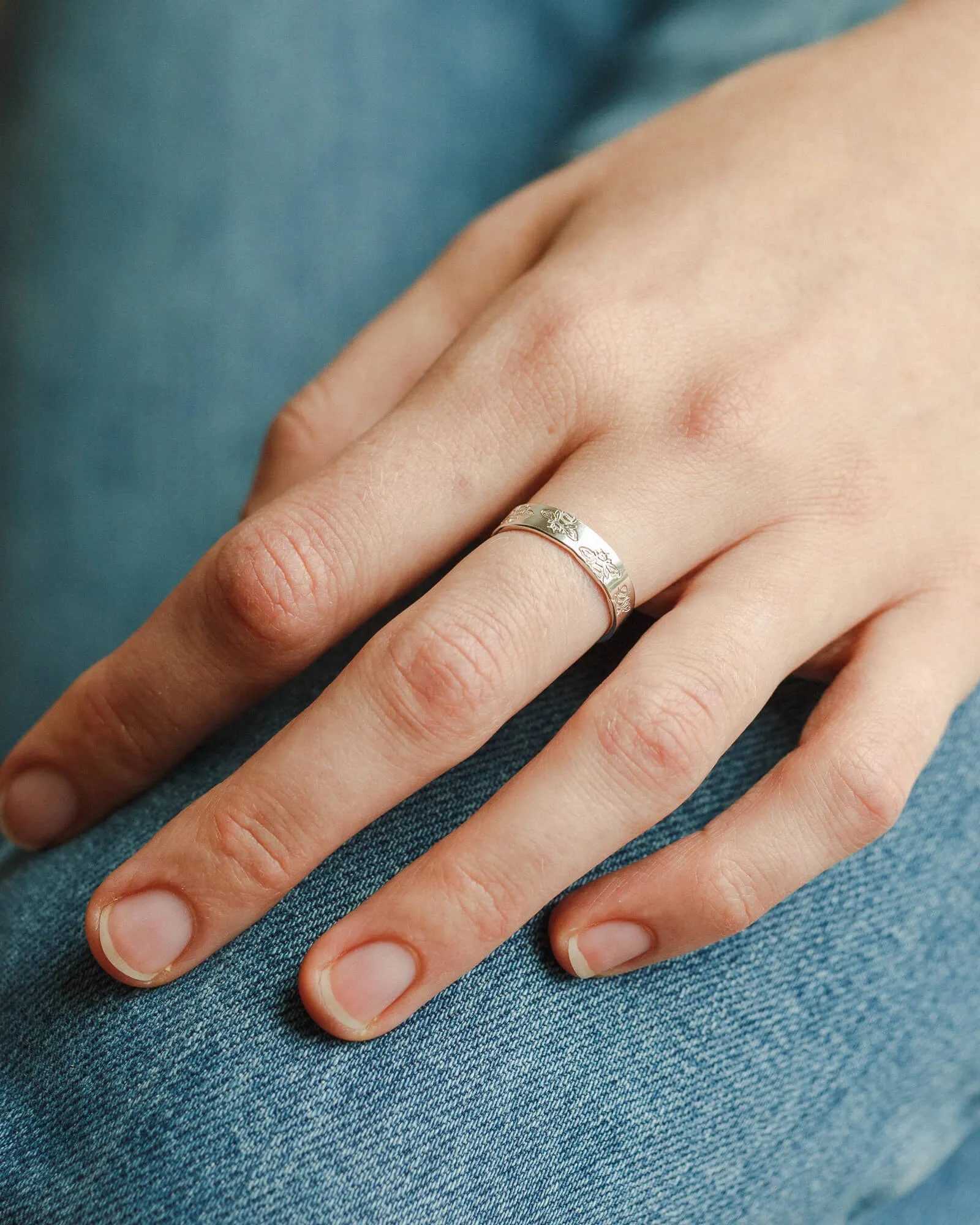 Honey Bee Meuse Band sold by GLDN product image thumbnail 3