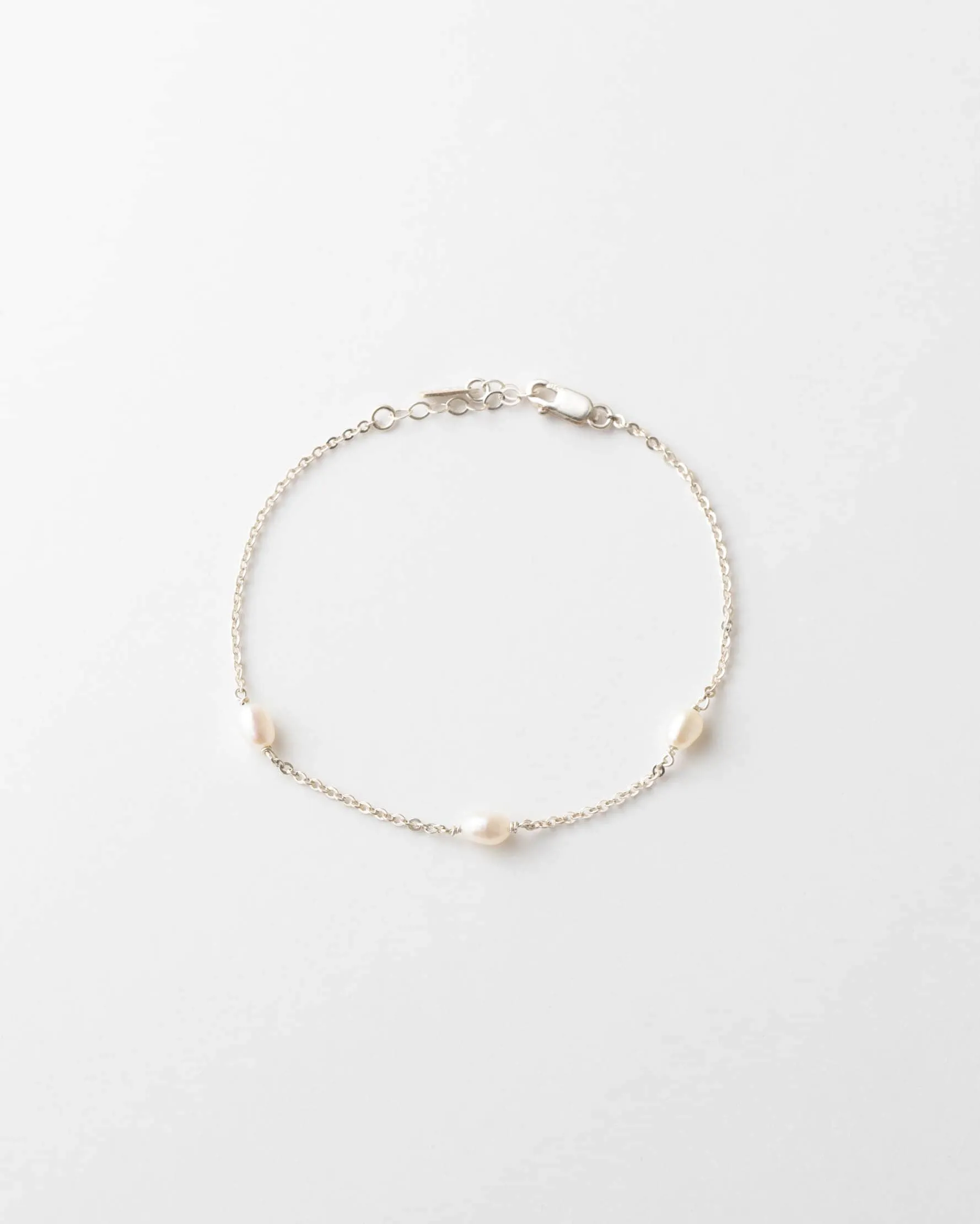 Trinity Pearl Bracelet sold by GLDN product image thumbnail 2