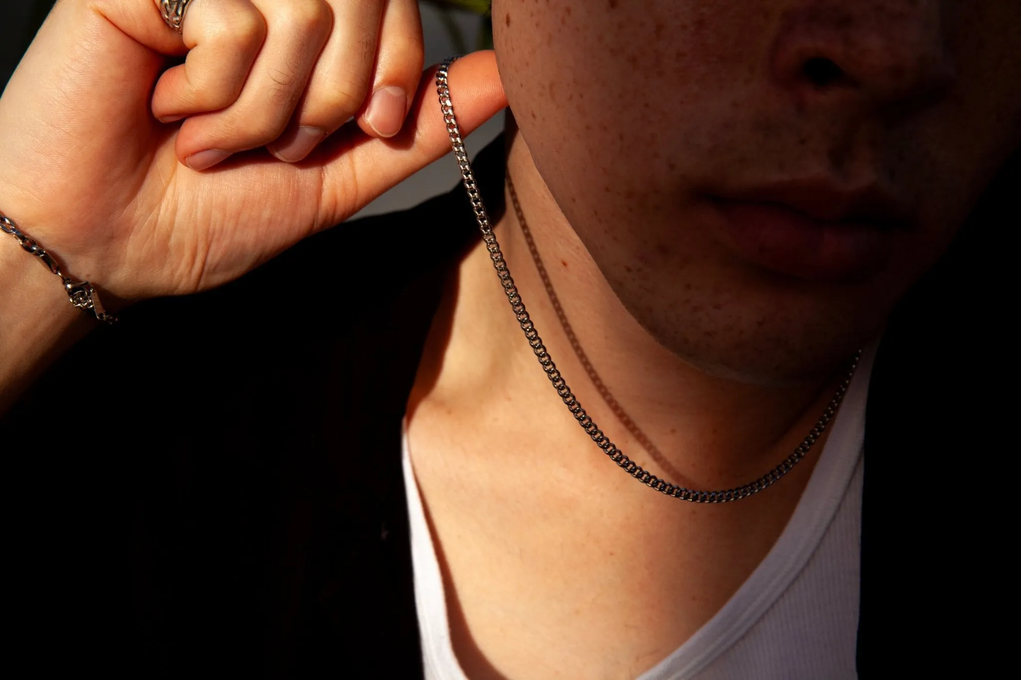 Thin Curb Silver Chain (Unisex) sold by Flaire & Co. product image thumbnail 3