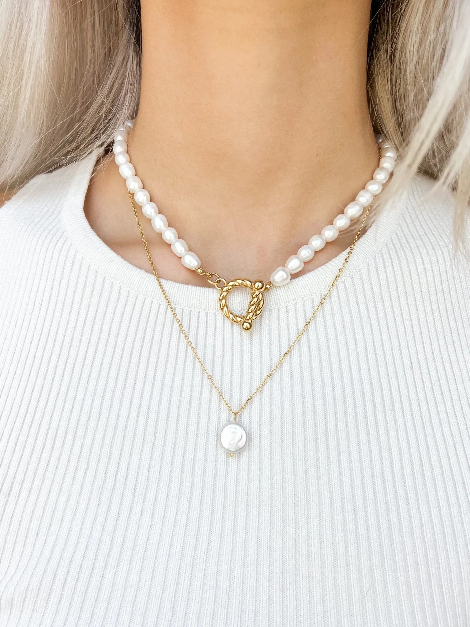 Button Pearl Necklace in Gold sold by Flaire & Co. product image thumbnail 3