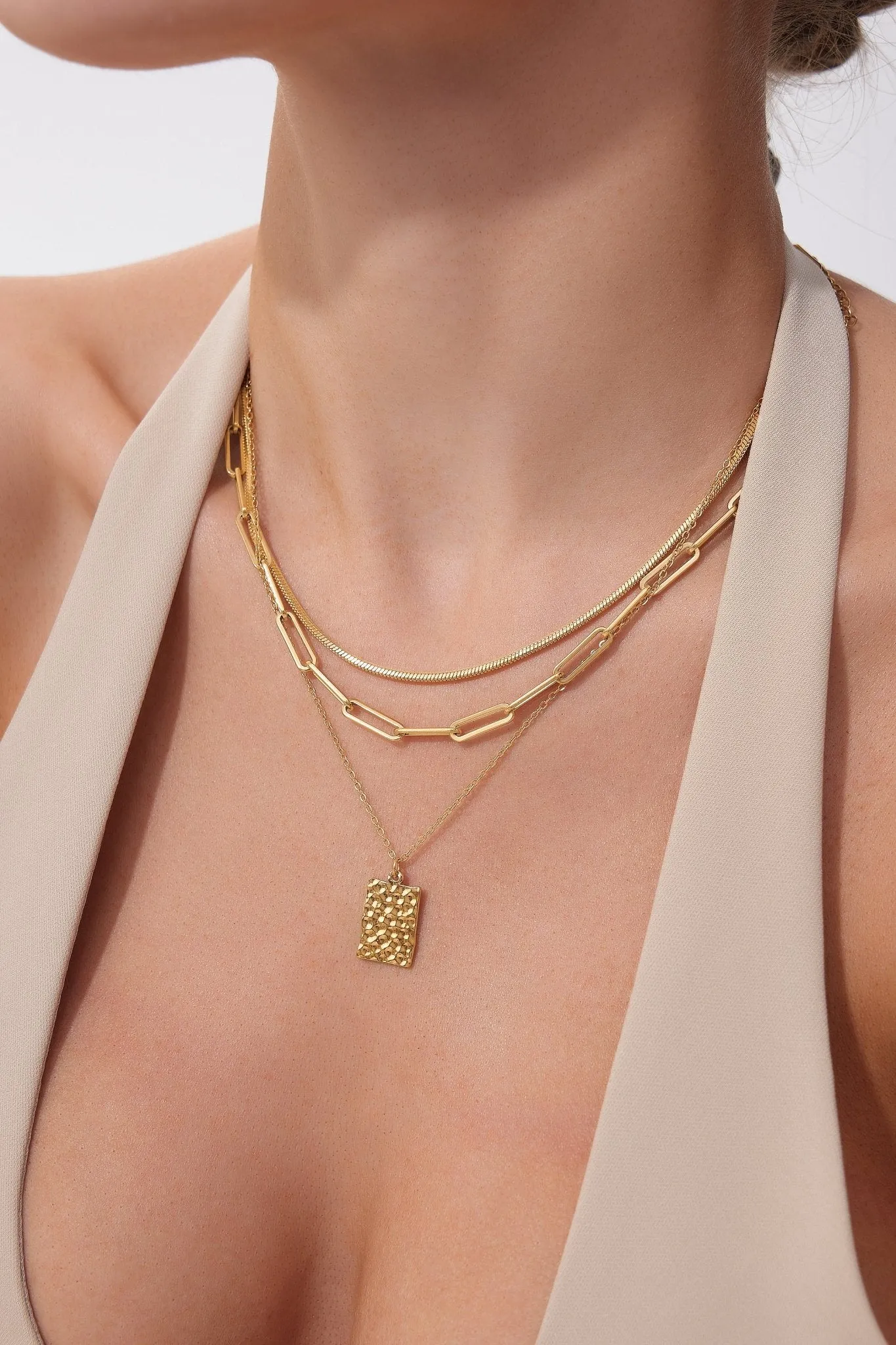 Hammered Pendant Necklace (Greek Inspired Collection) sold by Flaire & Co. product image thumbnail 2