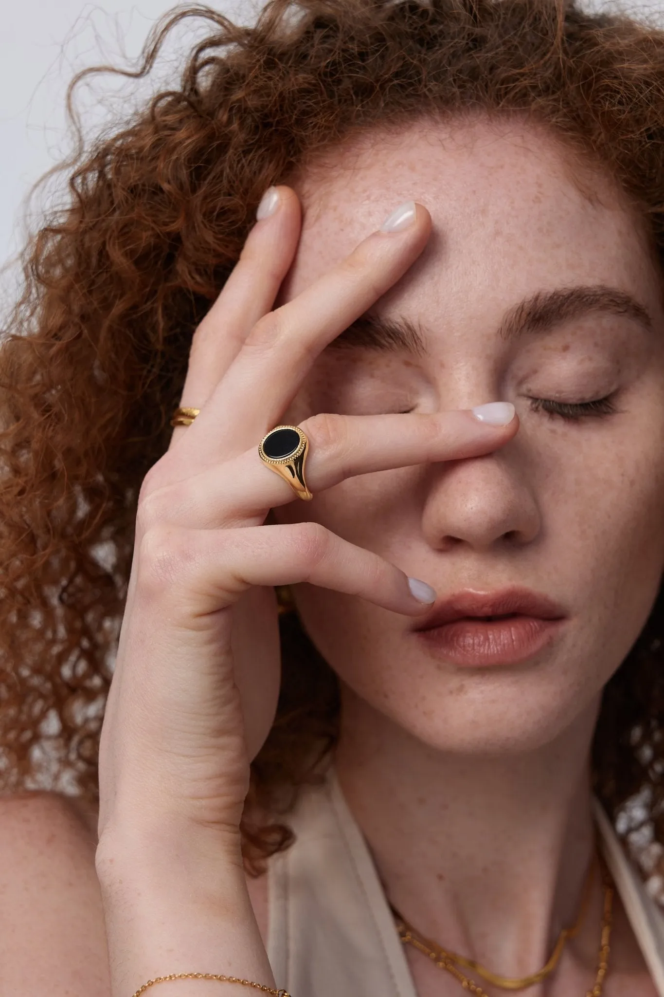 Black Agate Oval Signet Ring sold by Flaire & Co. product image thumbnail 2