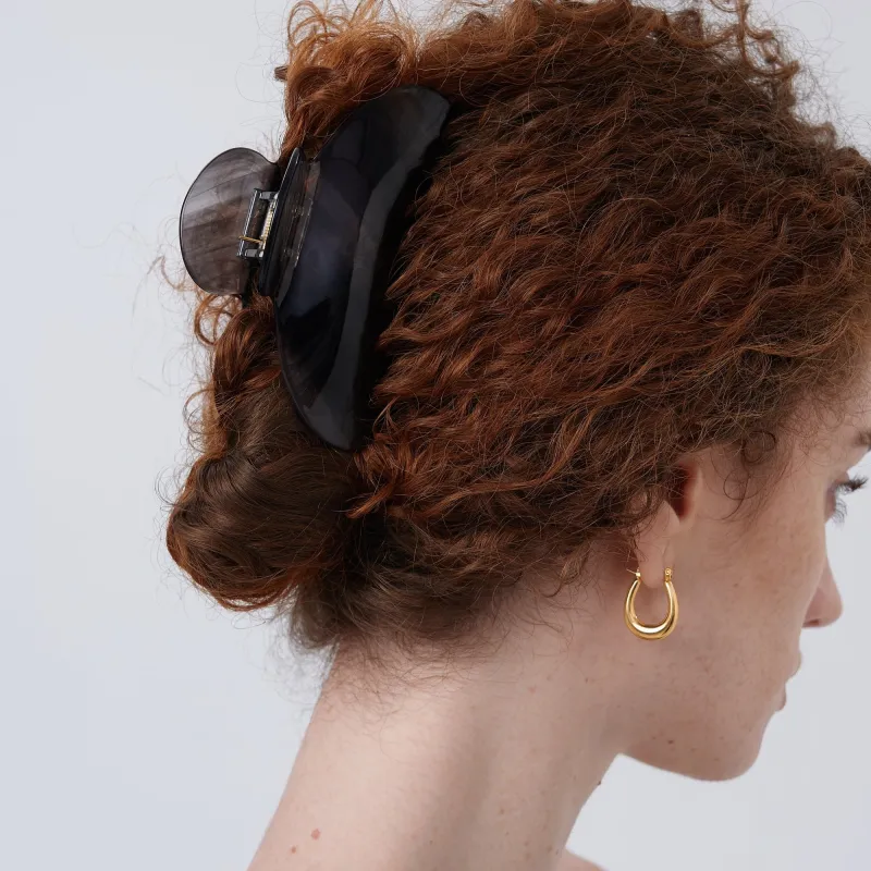 Amelia Claw Clip in Onyx (2 Sizes) sold by Flaire & Co.