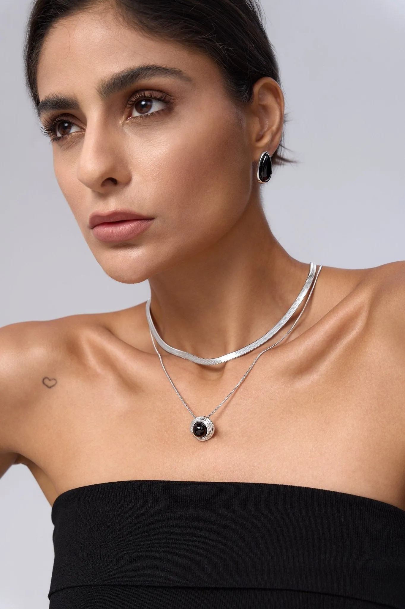 Thea Black Gem Necklace sold by Flaire & Co. product image thumbnail 3