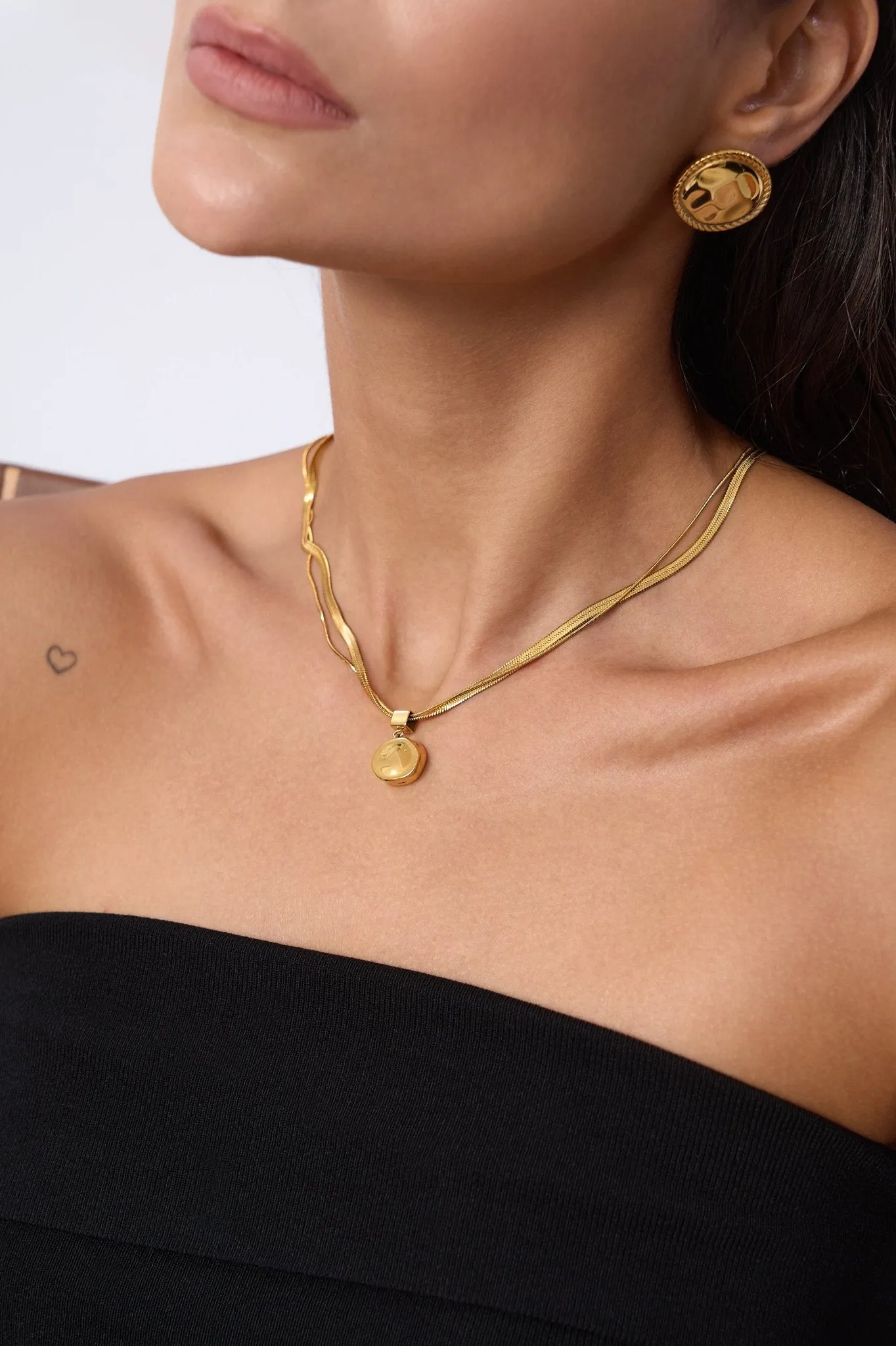 Maren Molten Drop Necklace sold by Flaire & Co. product image thumbnail 3