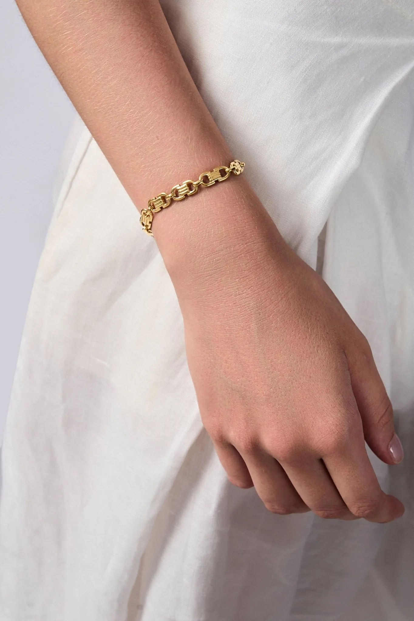 Taylor Chain Bracelet (Unisex) sold by Flaire & Co. product image thumbnail 2