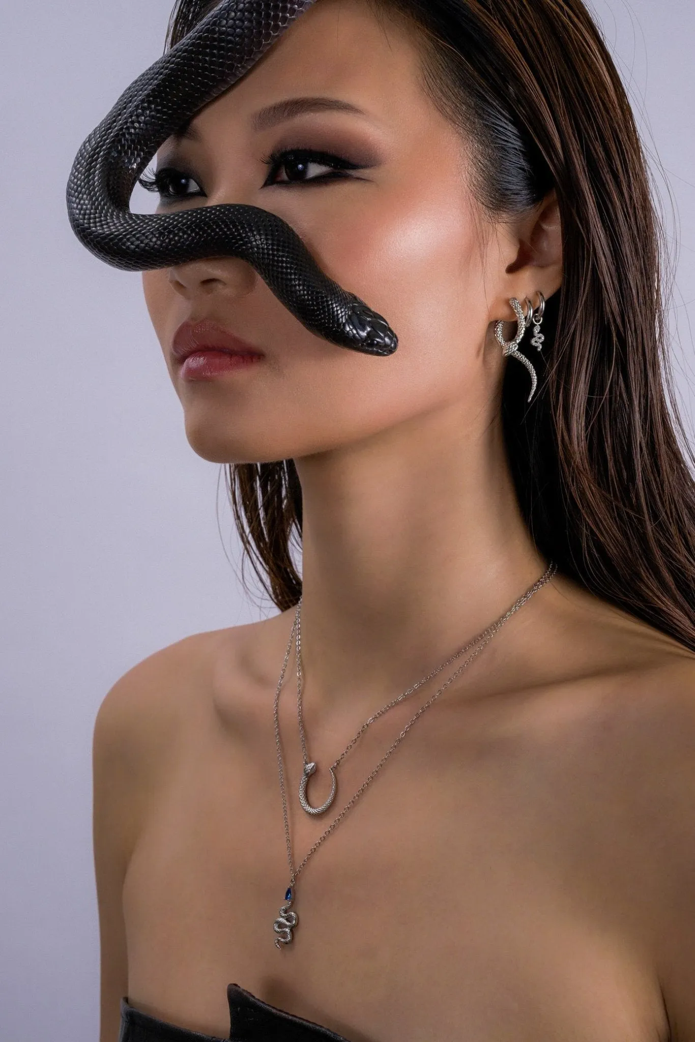 Geometric Dangling Snake Earrings sold by Flaire & Co. product image thumbnail 5