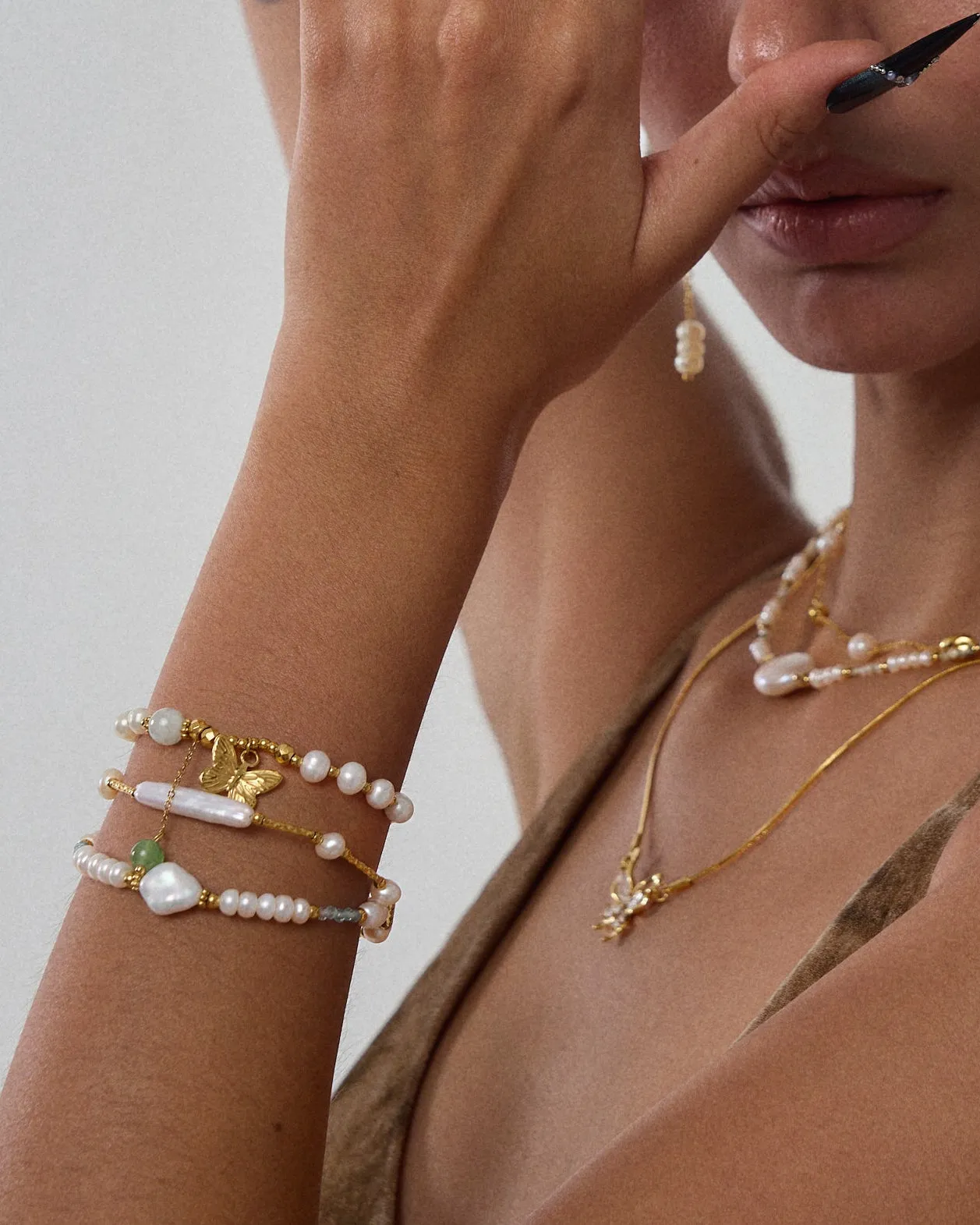 Seafoam Pearl Bracelet sold by Flaire & Co. product image thumbnail 3