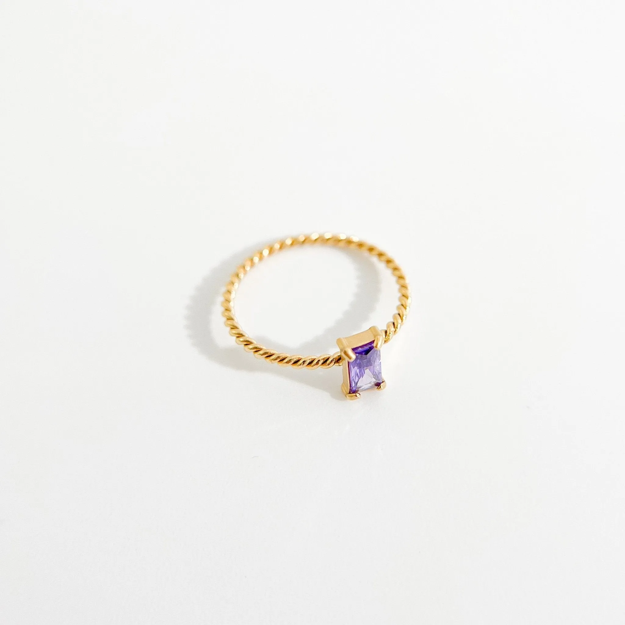 Twisted Rectangle Gem Gold Ring sold by Flaire & Co. product image thumbnail 3