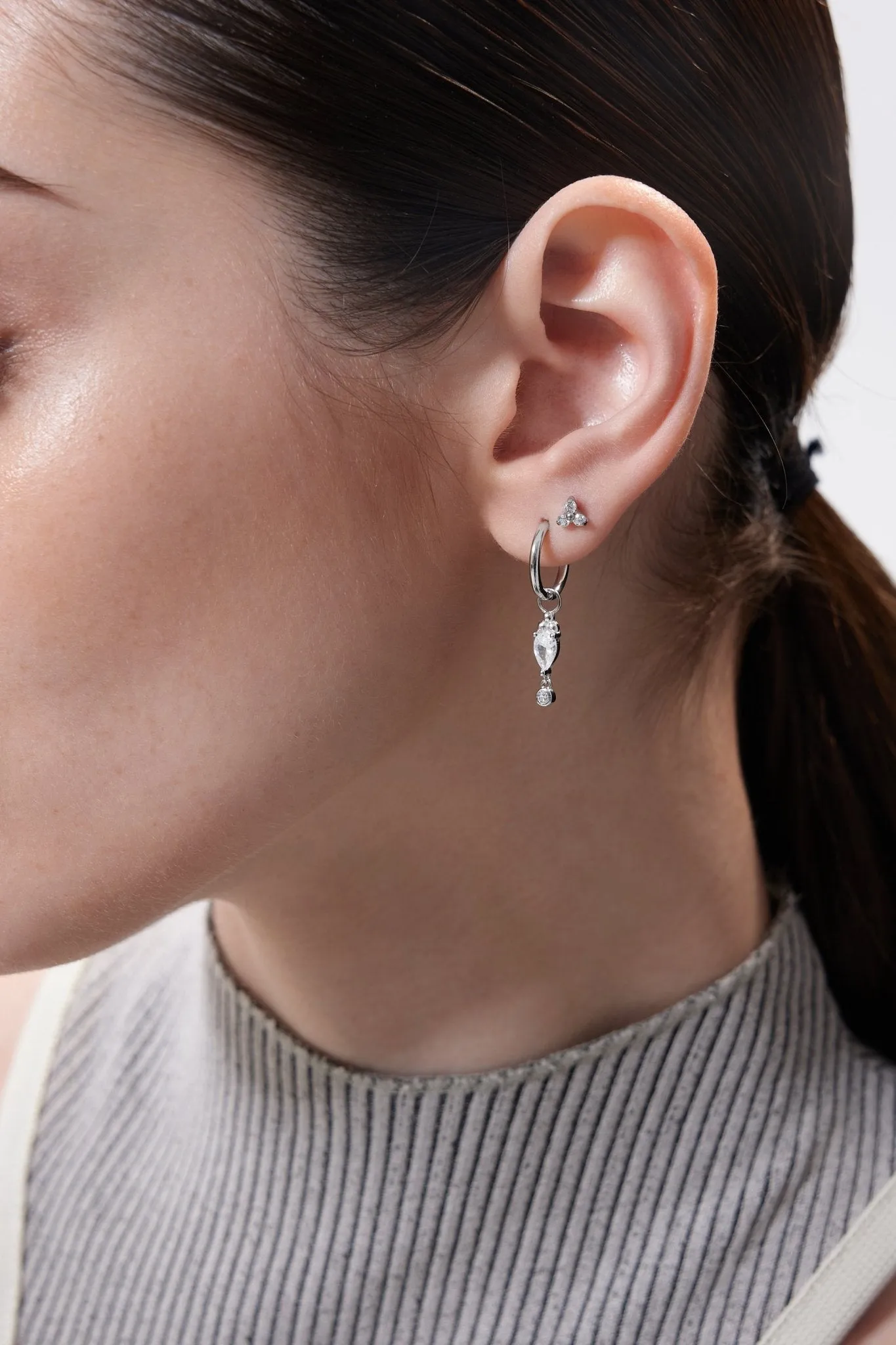 Titanium Twinkle Flat Back Stud (Single) sold by Flaire & Co. product image thumbnail 3