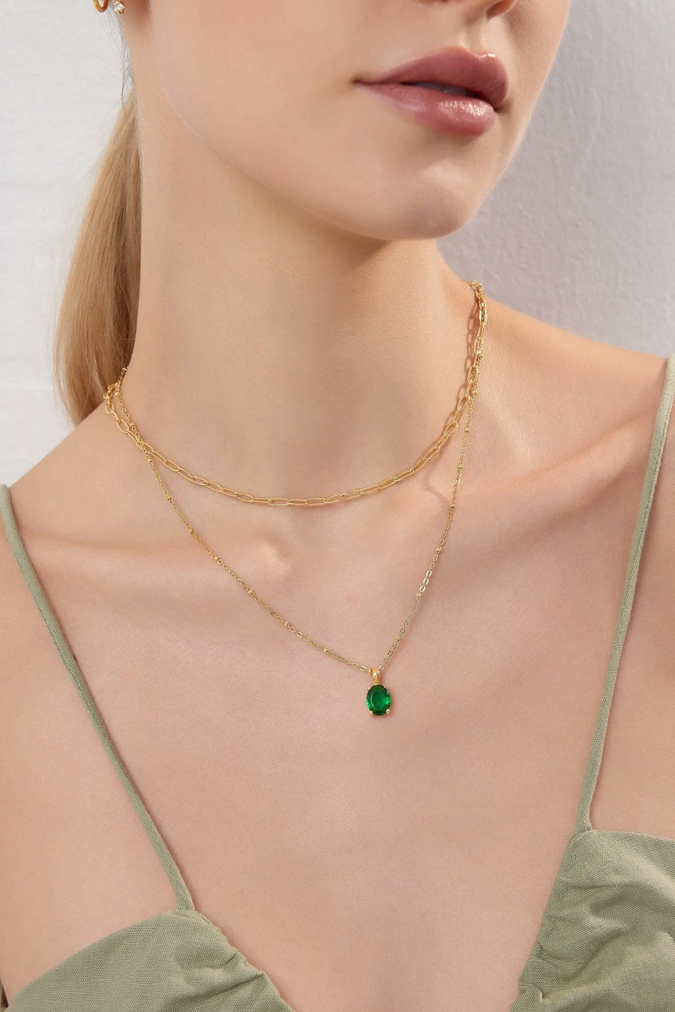 Oval Gem Necklace in Green sold by Flaire & Co. product image thumbnail 5