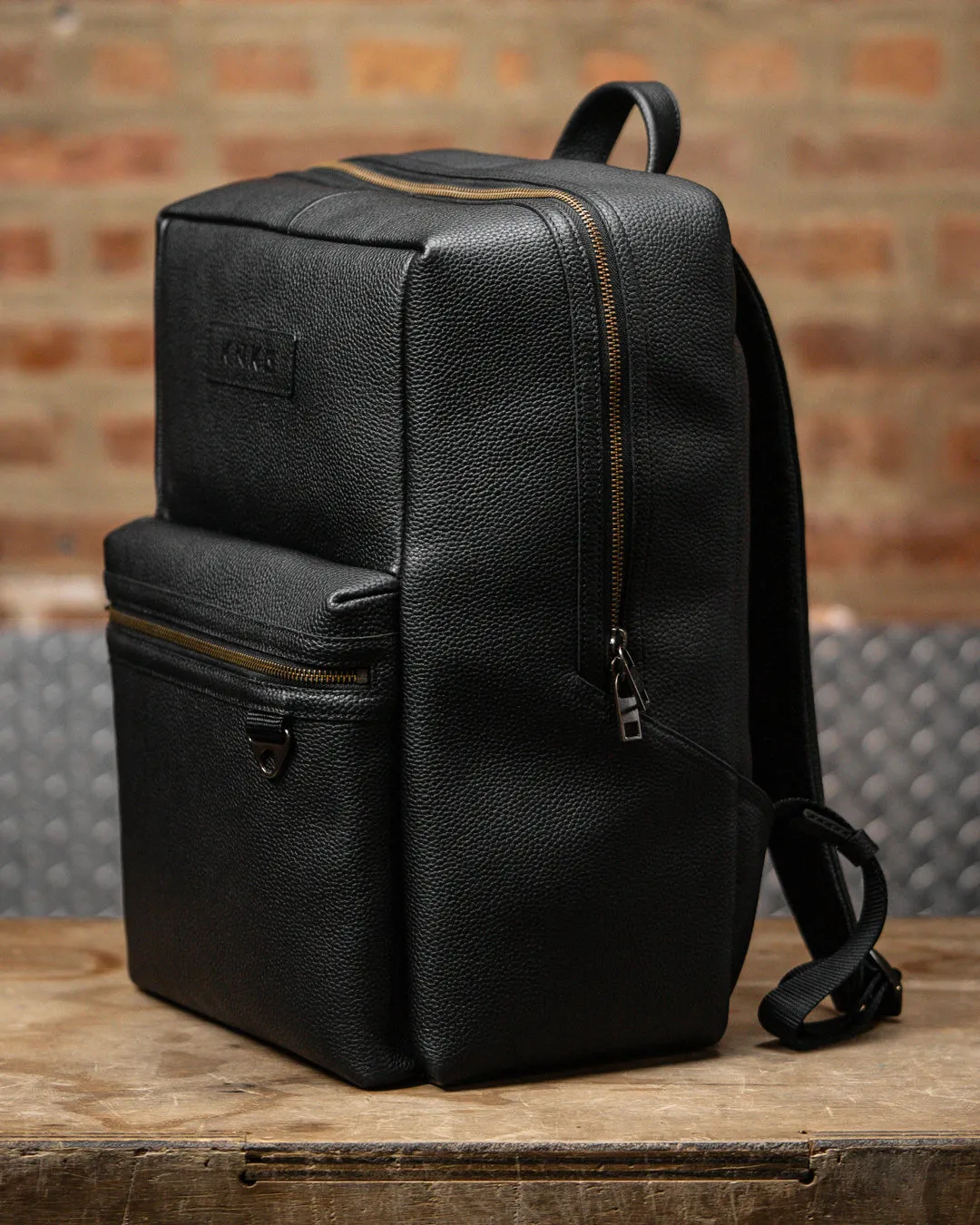 HERITAGE Leather Backpack 23L sold by King Kong Apparel product image thumbnail 4
