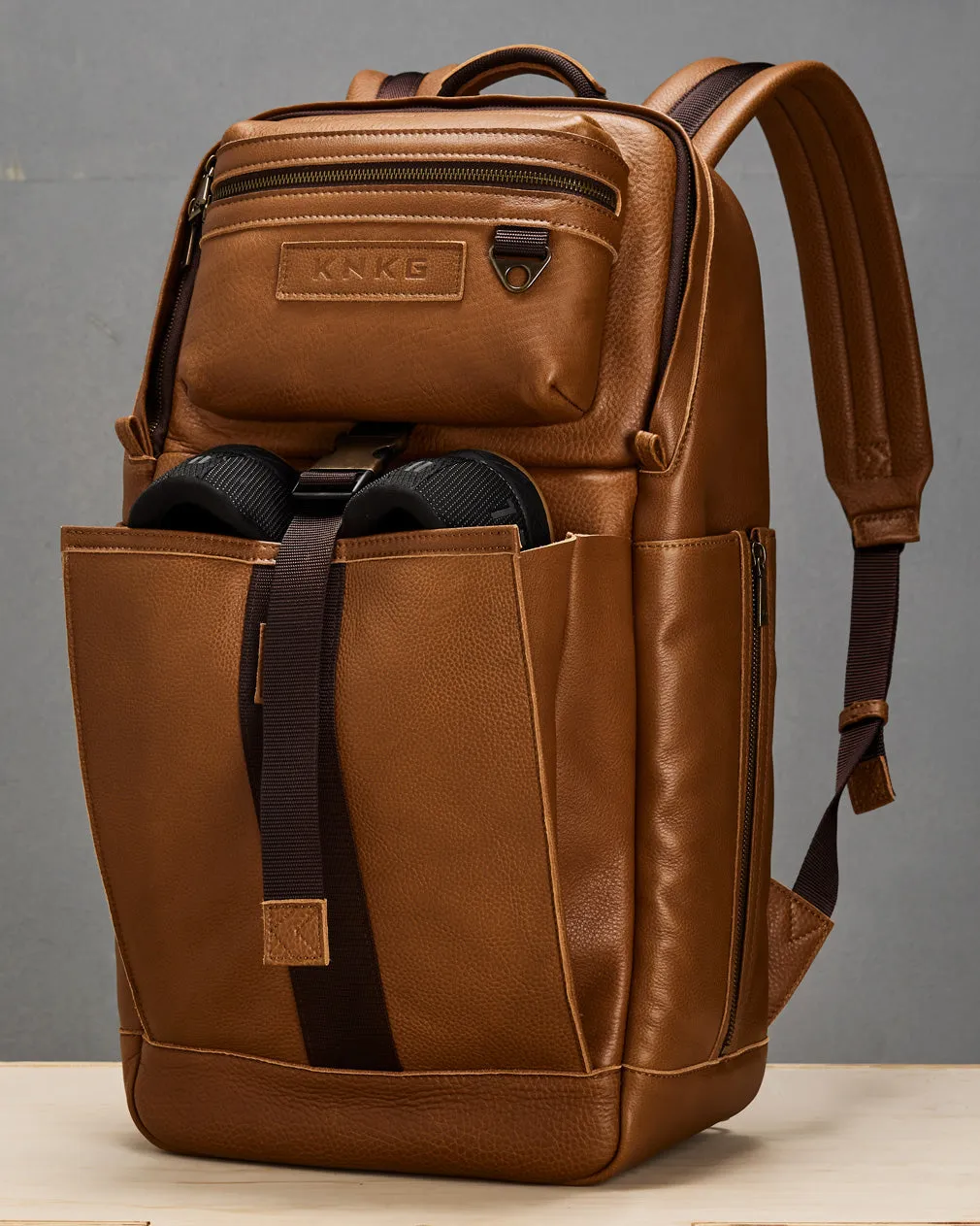 HERITAGE LEATHER BACKPACK sold by King Kong Apparel product image thumbnail 2