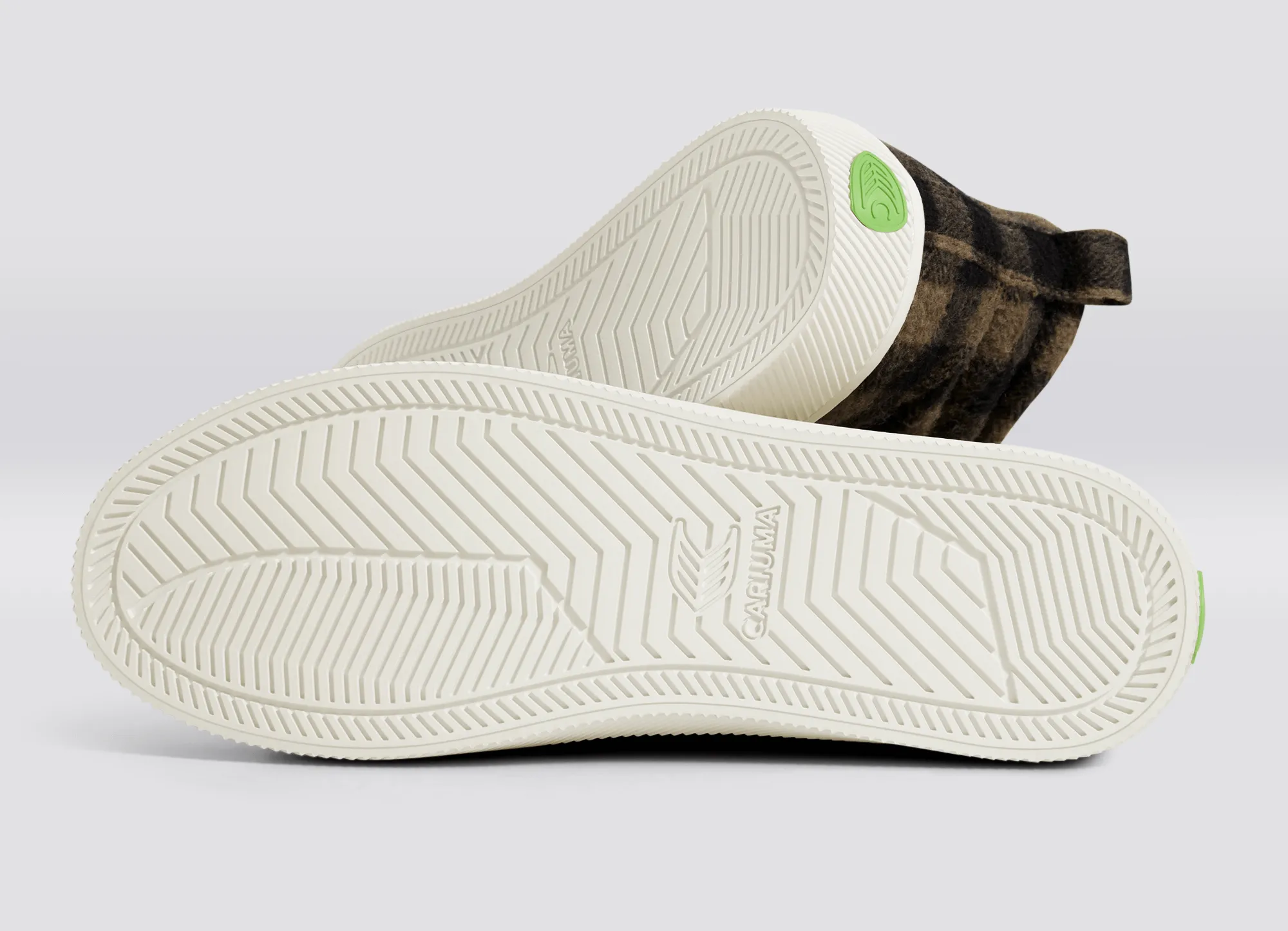 OCA High Brown Plaid Sneaker Women sold by Cariuma product image thumbnail 5