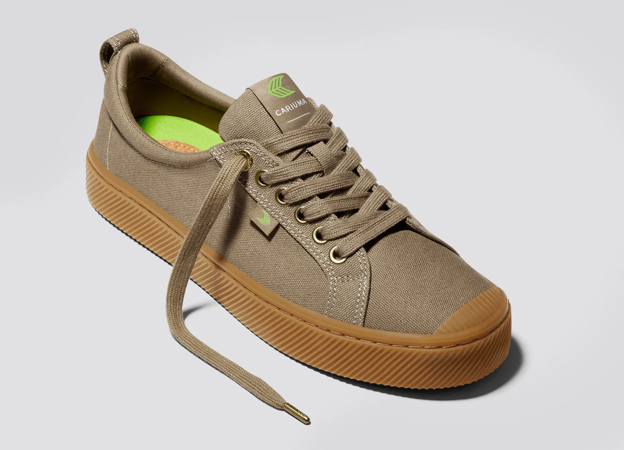 OCA Low Gum Burnt Sand Canvas Sneaker Women sold by Cariuma product image thumbnail 4