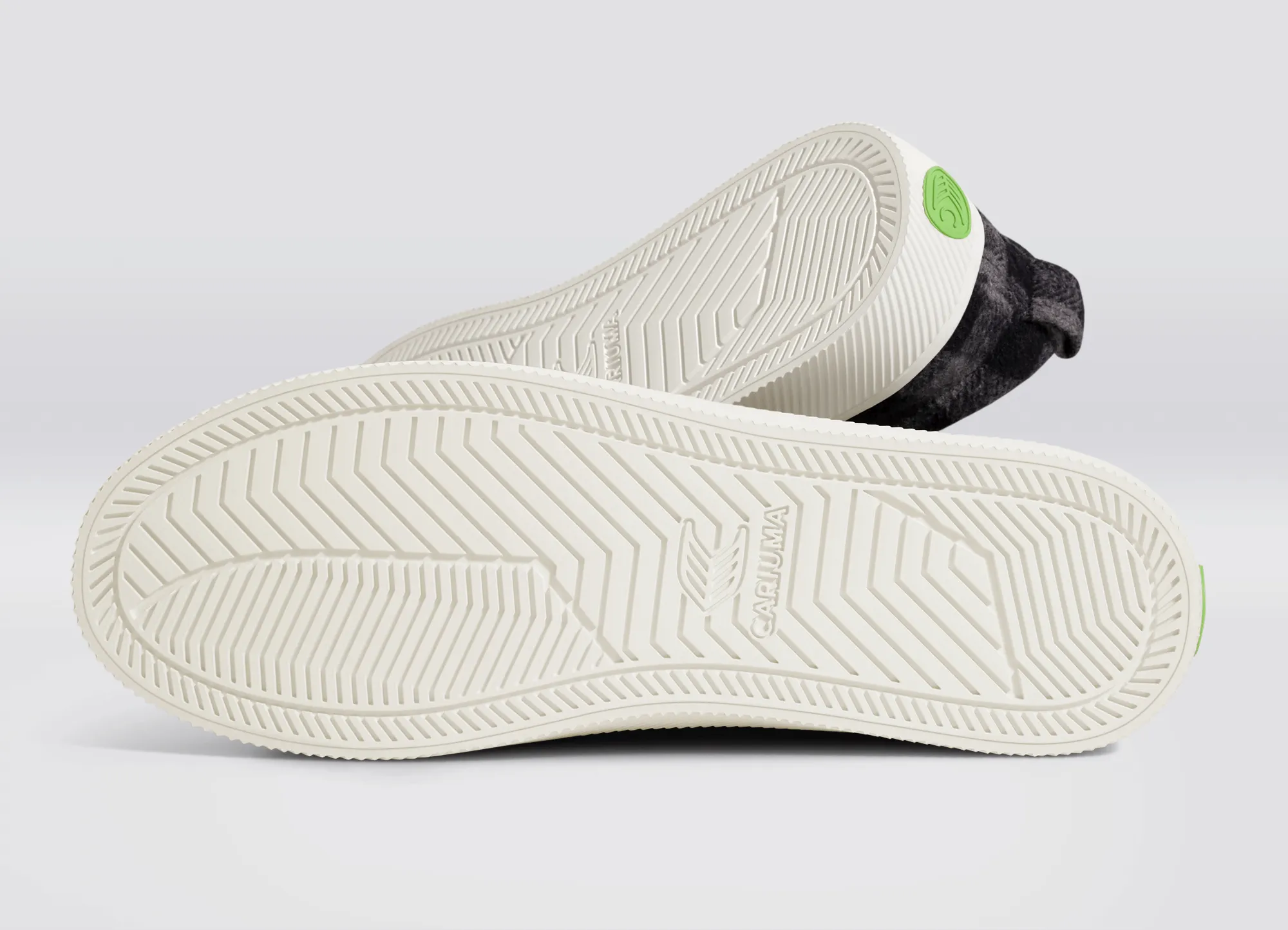 OCA Low Black Plaid Sneaker Women sold by Cariuma product image thumbnail 5