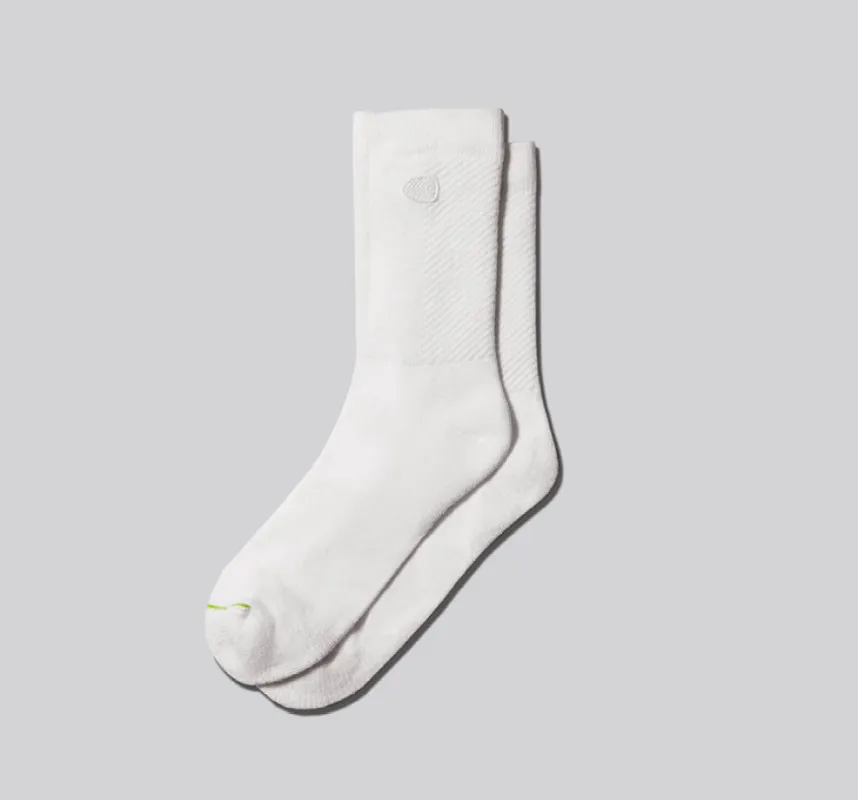 Socks Off White sold by Cariuma