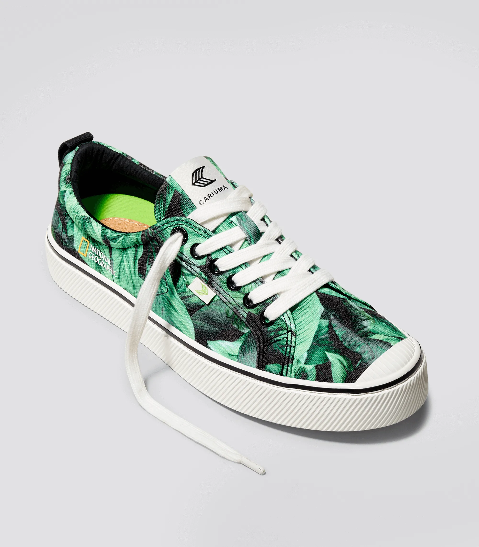 OCA Low NATGEO Green Foliage Print Canvas Sneaker Men sold by Cariuma product image thumbnail 2