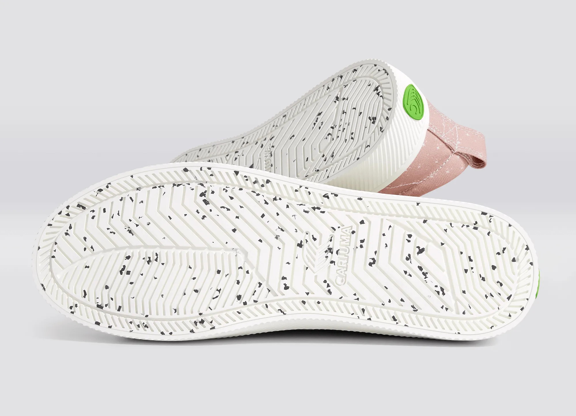 Marie Kondo OCA Low Rose Canvas Contrast Thread Sneaker Women sold by Cariuma product image thumbnail 5