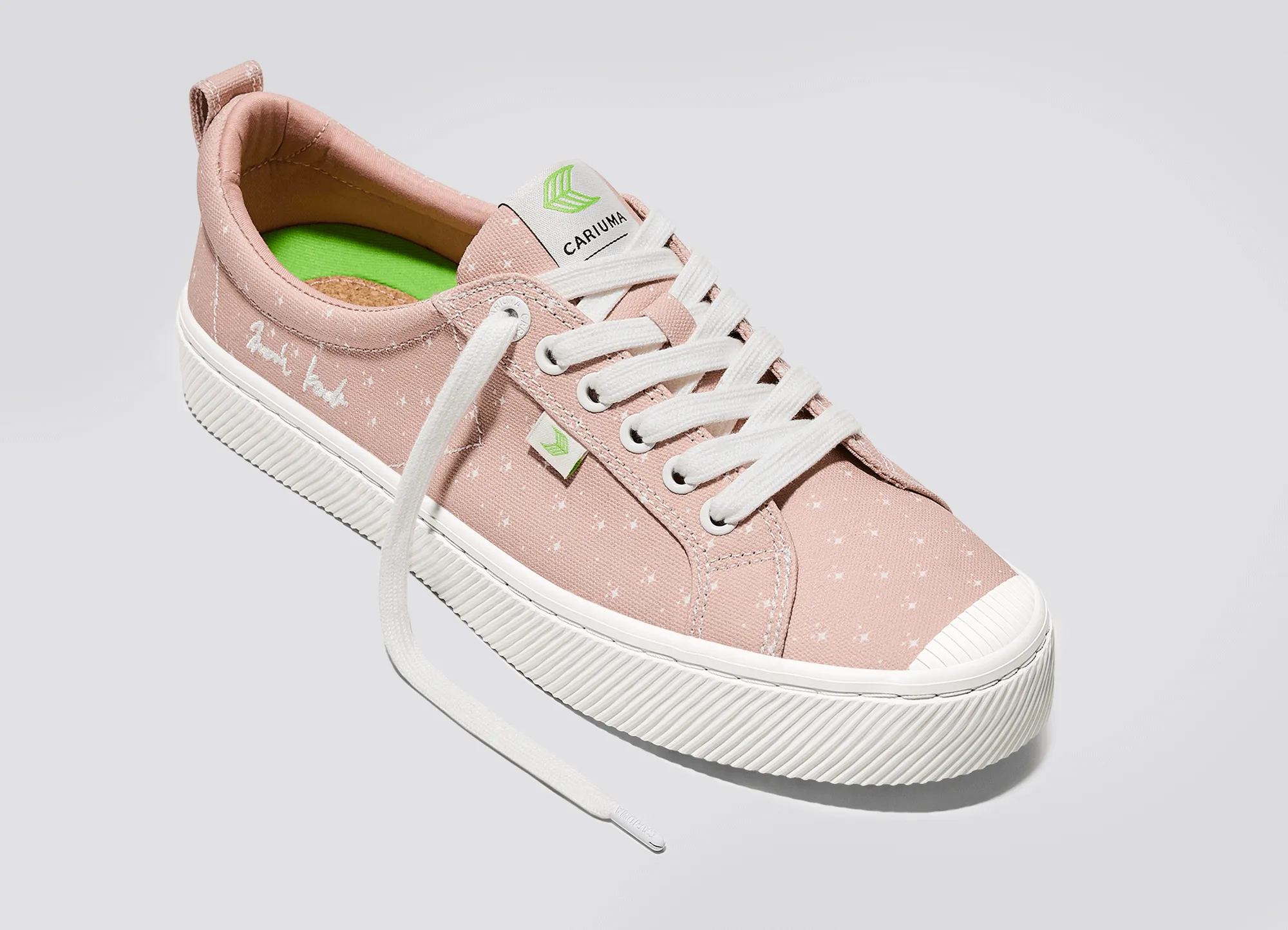 Marie Kondo OCA Low Rose Canvas Contrast Thread Sneaker Women sold by Cariuma product image thumbnail 4