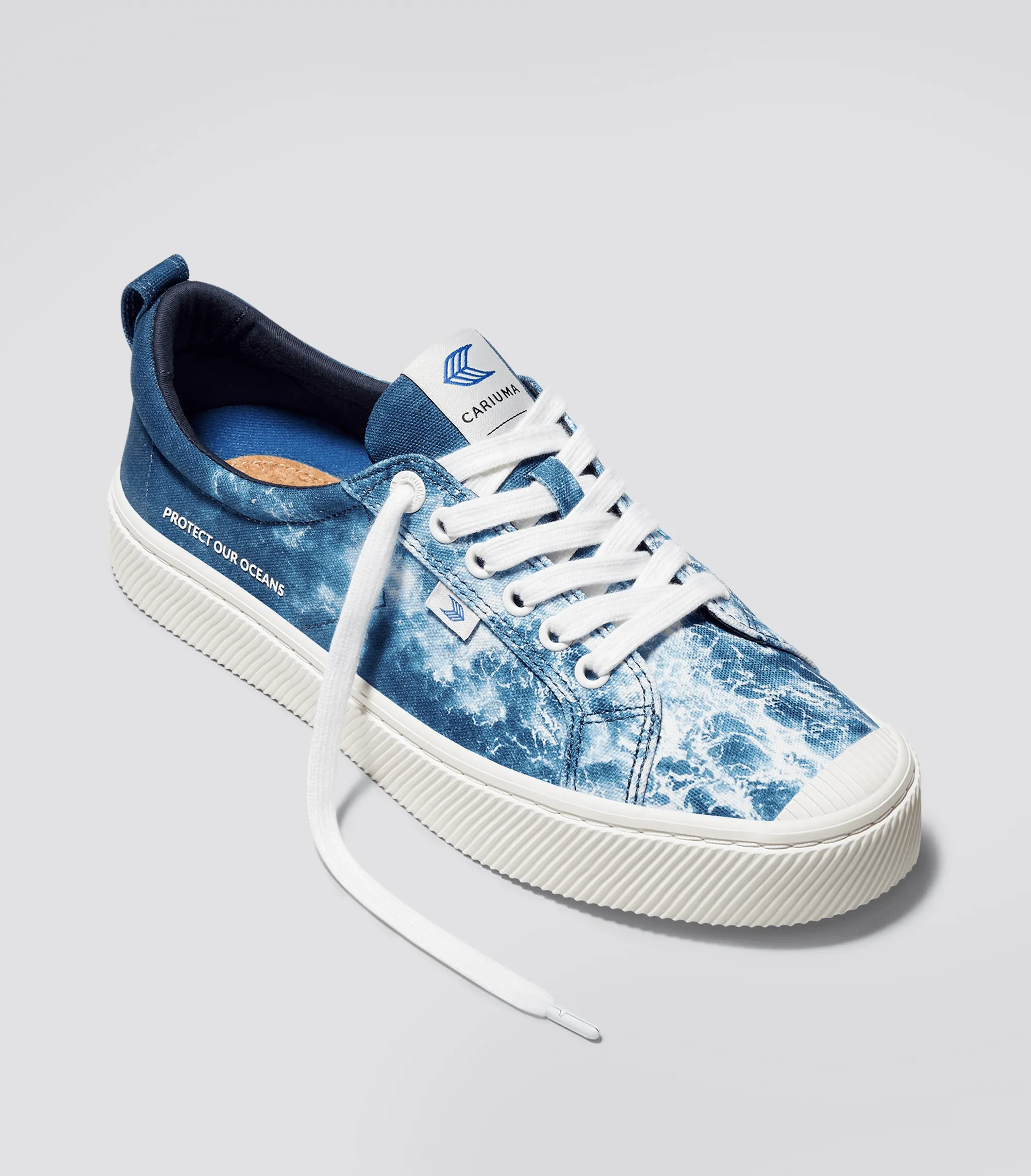OCA Low Ocean Waves Navy Canvas Sneaker Men sold by Cariuma product image thumbnail 2