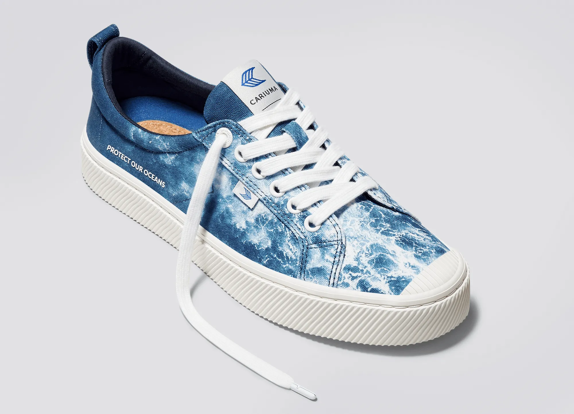 OCA Low Ocean Waves Navy Canvas Sneaker Men sold by Cariuma product image thumbnail 4