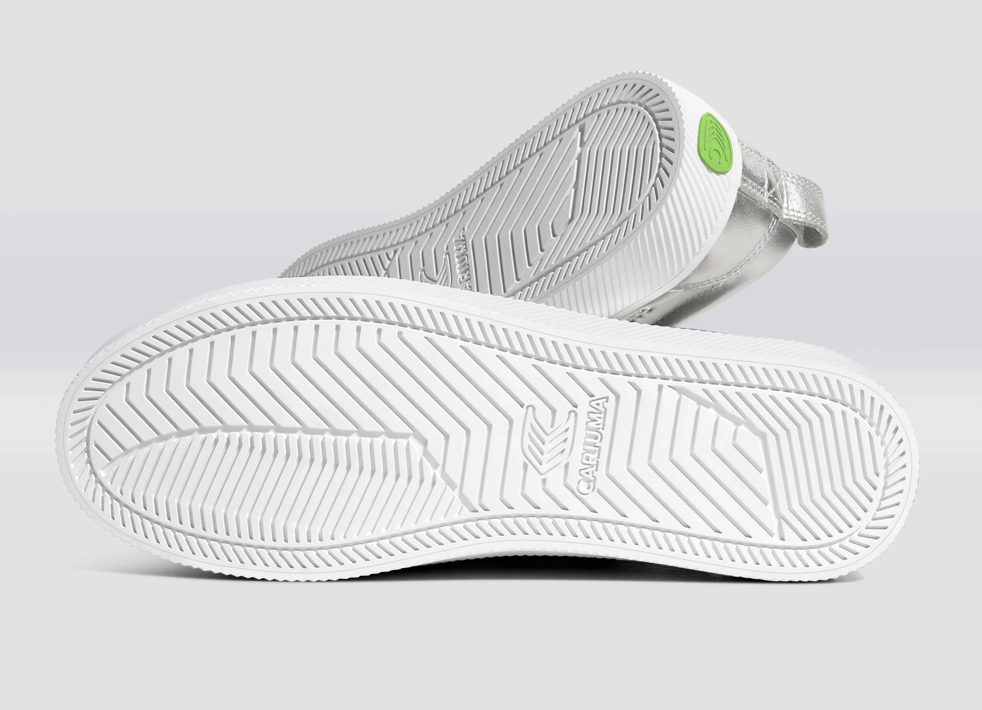 OCA Low Metallic Silver Leather Sneaker sold by Cariuma product image thumbnail 5