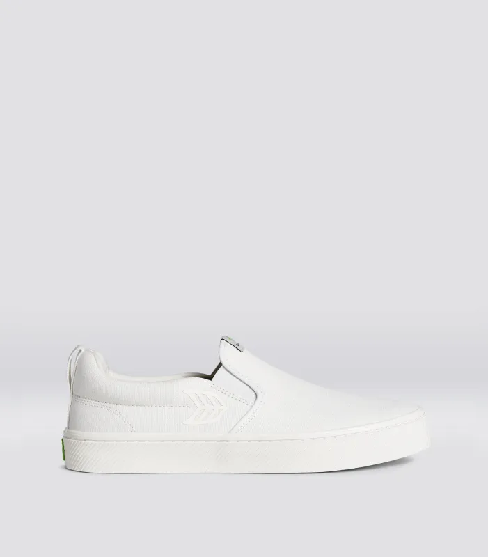 SLIP-ON Canvas Off-White sold by Cariuma