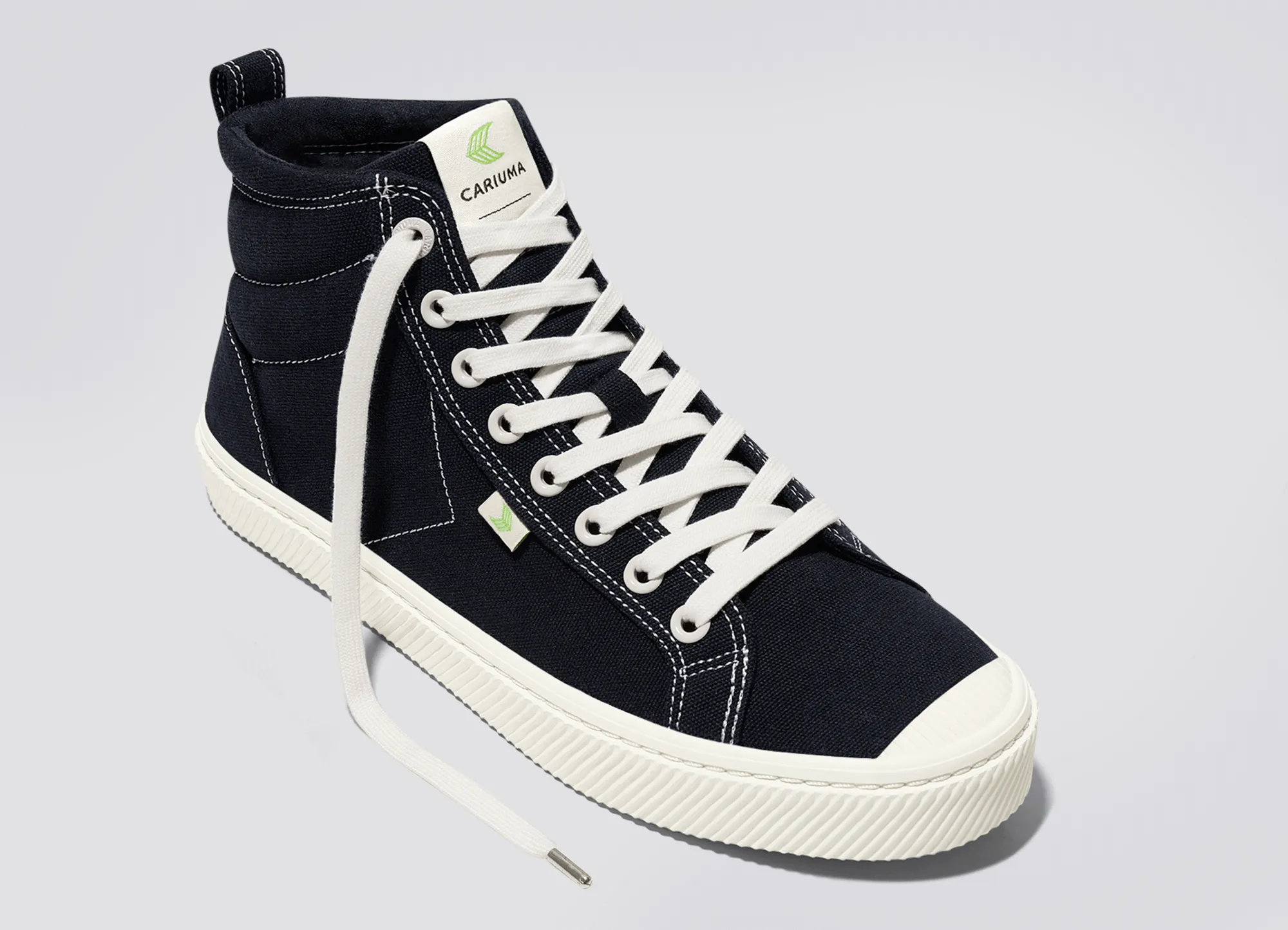 OCA High Canvas Contrast Thread Black sold by Cariuma product image thumbnail 4