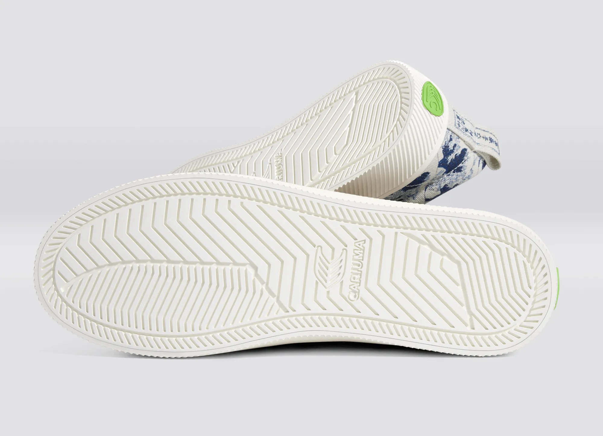 Hokusai OCA Canvas Wave off Kanagawa Print sold by Cariuma product image thumbnail 5