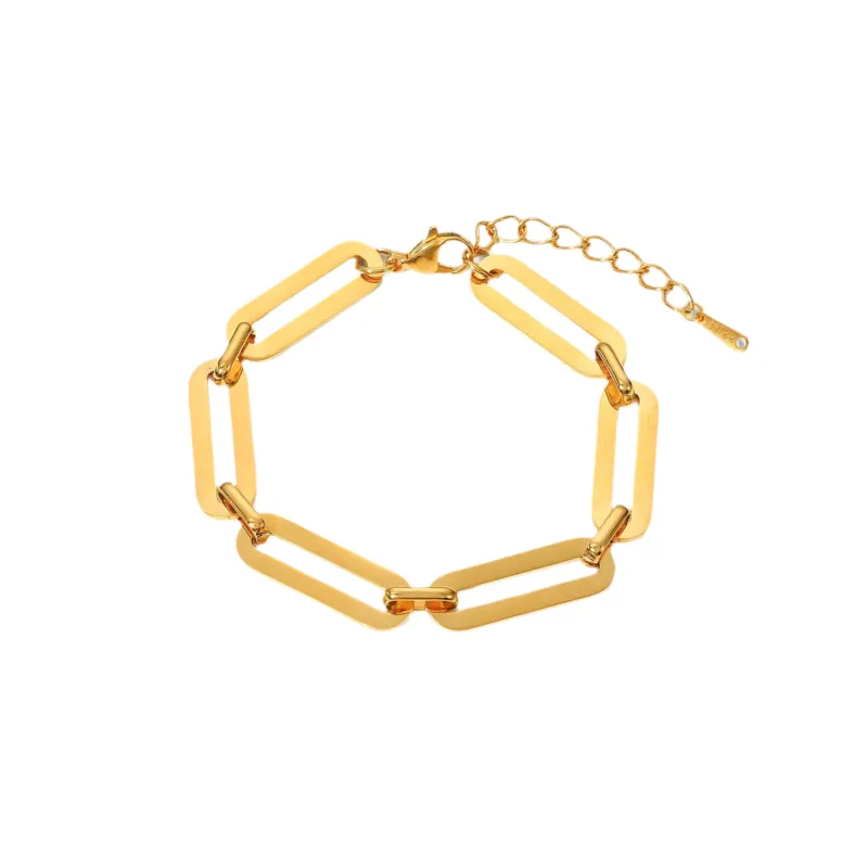 Victoria Chain Bracelet made by Mazin Jewels