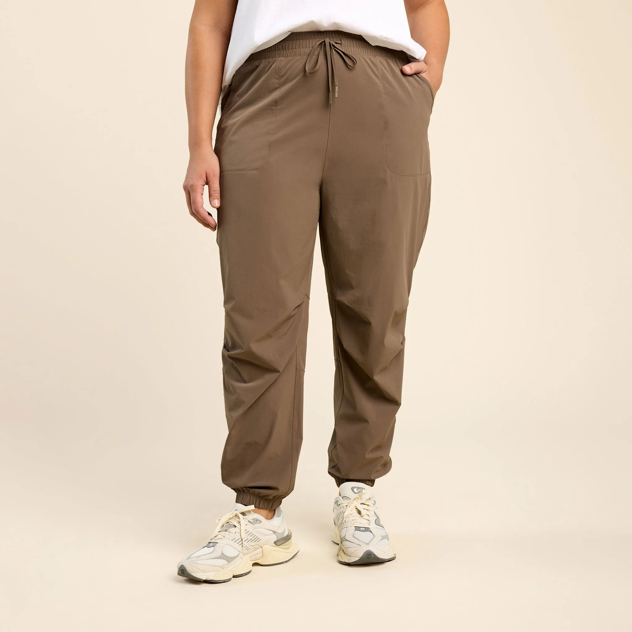 Refine Jogger | Mocha sold by nuuds