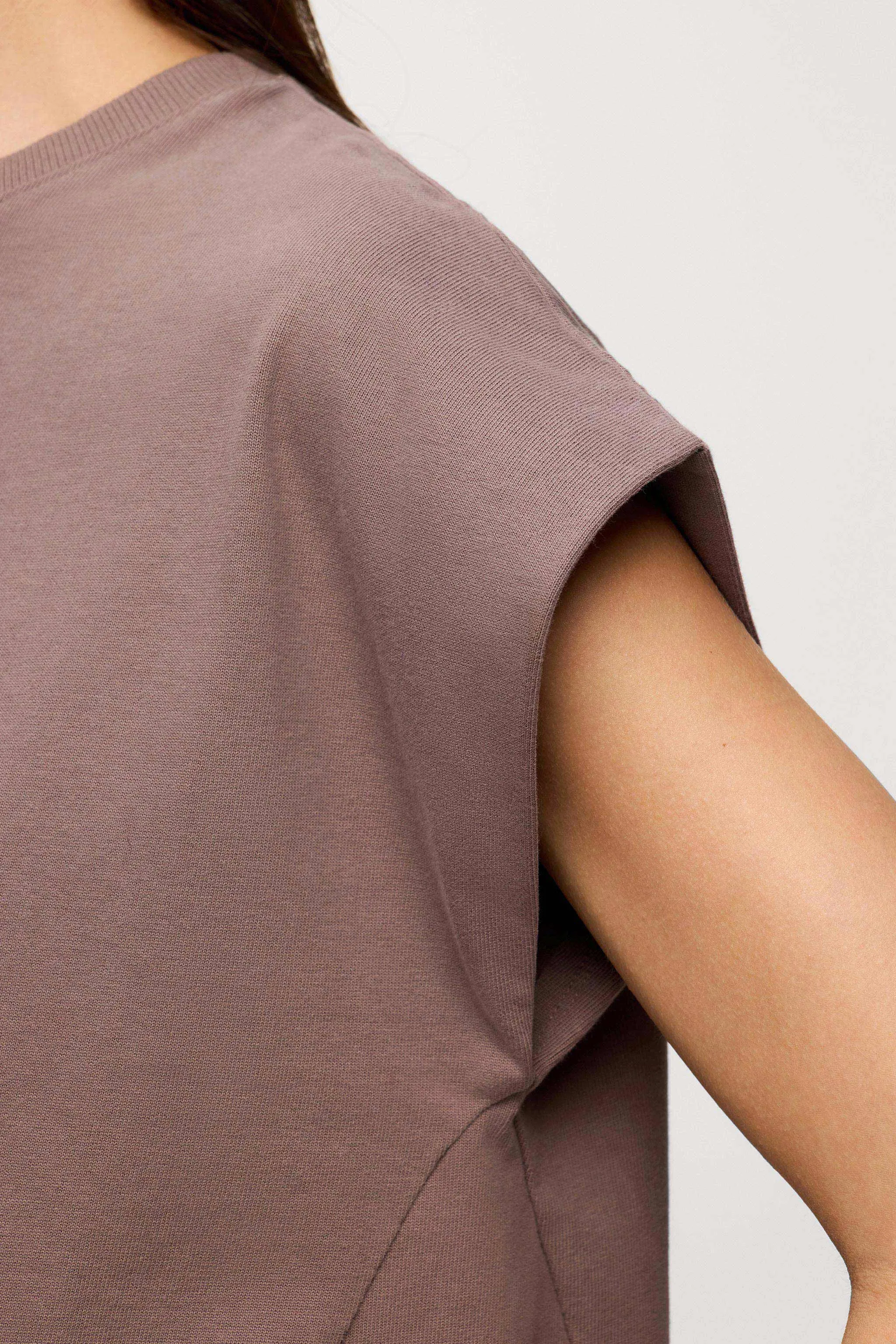 Swing Muscle Tee | Cocoa sold by nuuds product image thumbnail 4